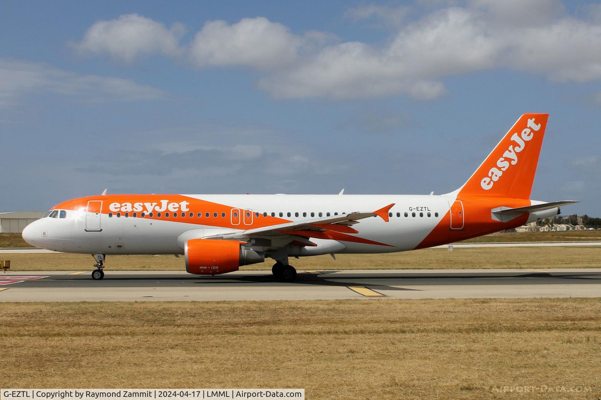 G-EZTL, 2009 Airbus A320-214 C/N 4012, A320 G-EZTL Easyjet