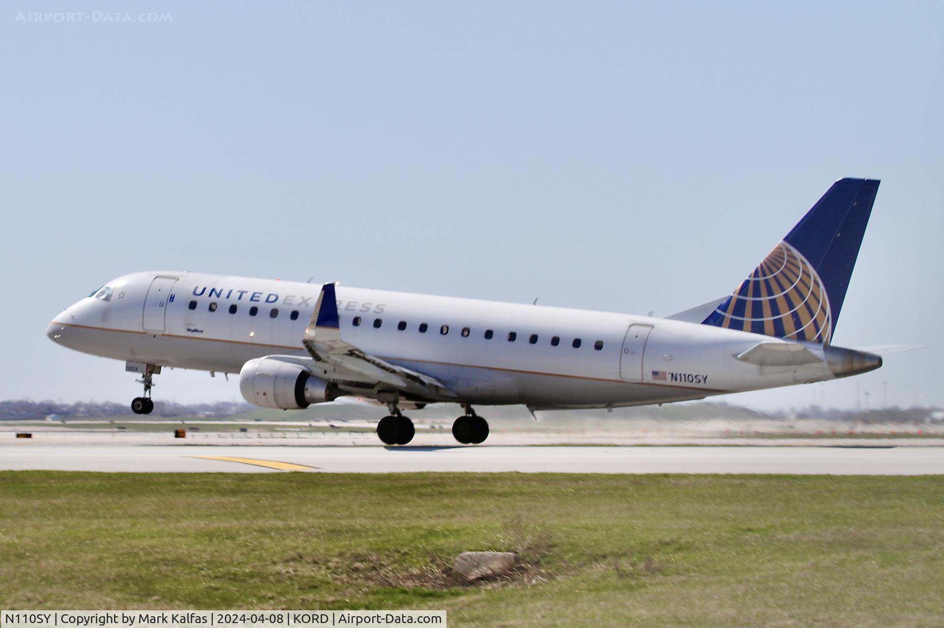 N110SY, 2014 Embraer 175LR (ERJ-170-200LR) C/N 17000405, E75L SkyWest/United Express Embraer 175LR (ERJ-170-200LR) N110SY SKW6970 ORD-BNA, departing 22L ORD