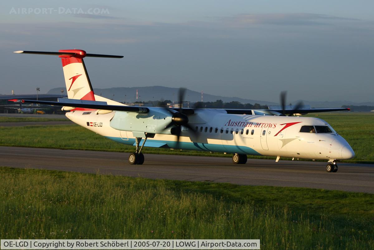 OE-LGD, 2000 De Havilland Canada DHC-8-402Q Dash 8 C/N 4027, OE-LGD @ LOWG 2005