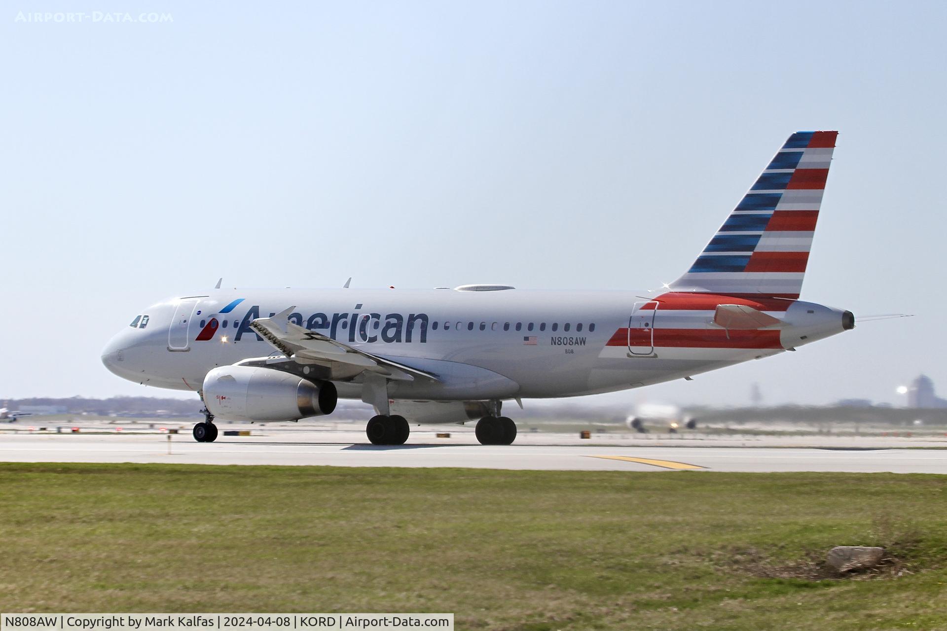 N808AW, 1999 Airbus A319-132 C/N 1088, A319 American Airlines A319-132 N808AW AAL2377 ORD-STL, departing 22L ORD