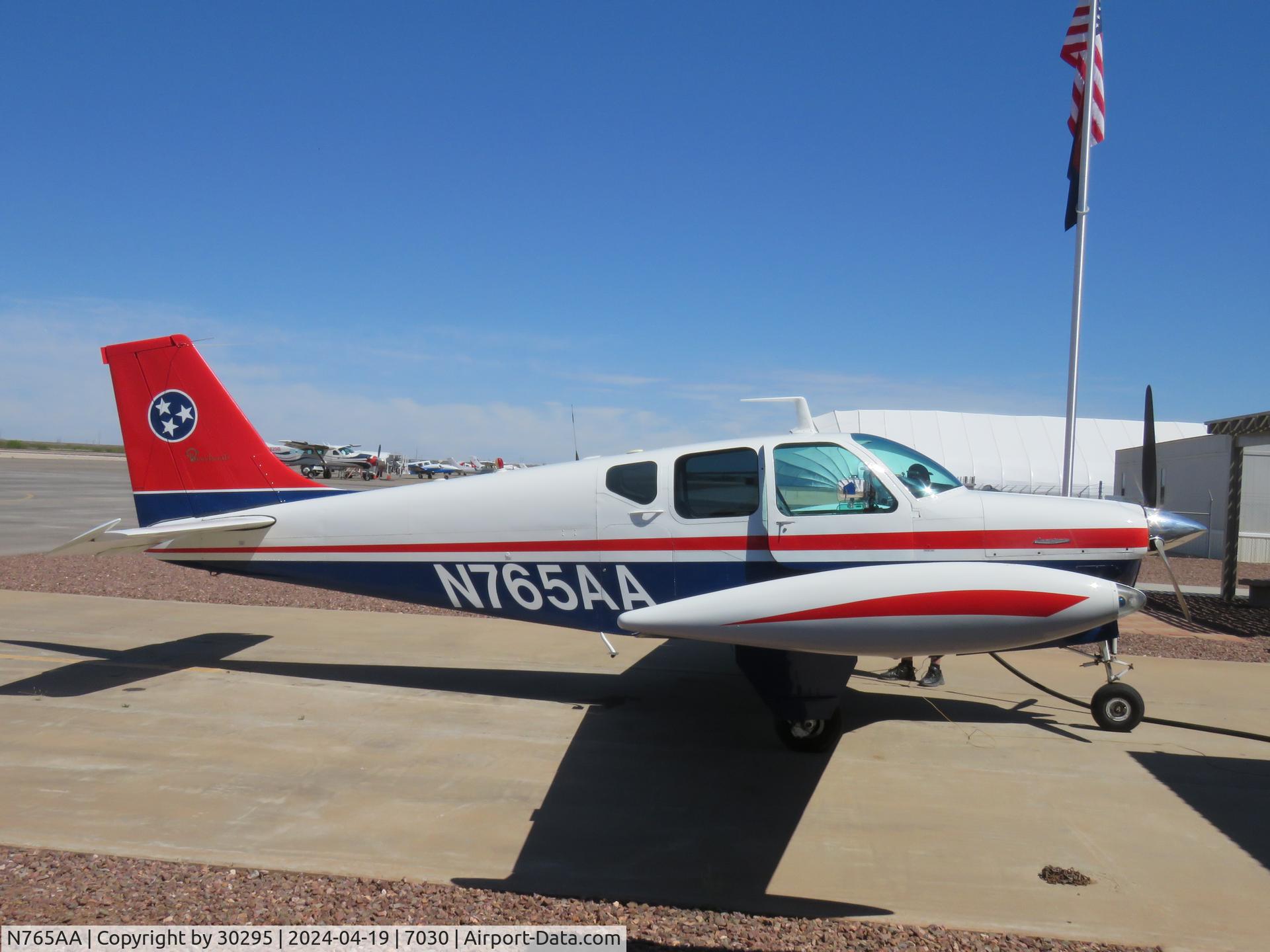 N765AA, 1959 Beech 35-33 Debonair C/N CD-10, Fuelling
