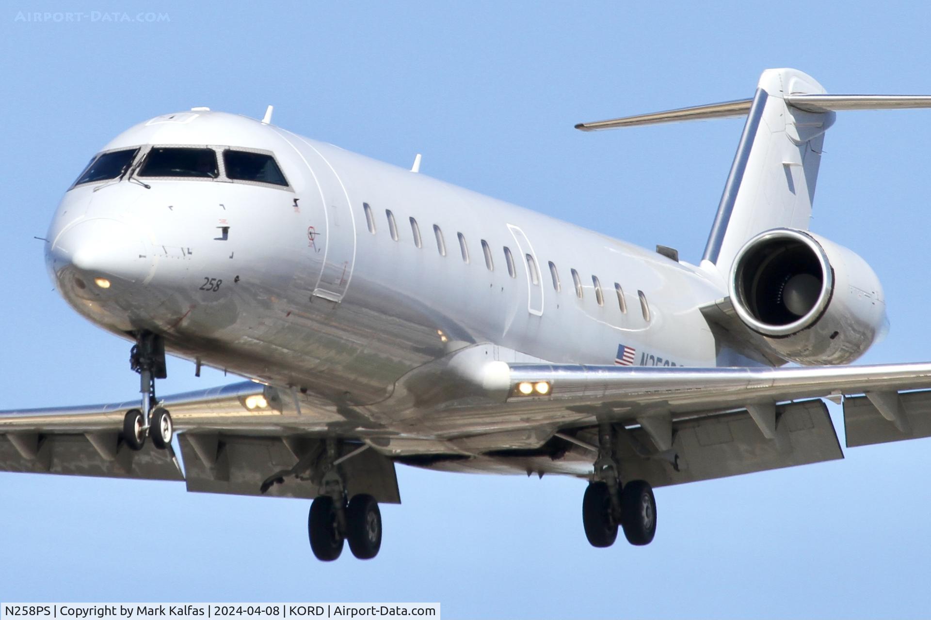 N258PS, 2004 Bombardier CRJ-200ER (CL-600-2B19) C/N 7941, CRJ2 Contour Airlines Corporate Flight Management  Bombardier CRJ-200ER N258PS VTE3053 MWA-ORD