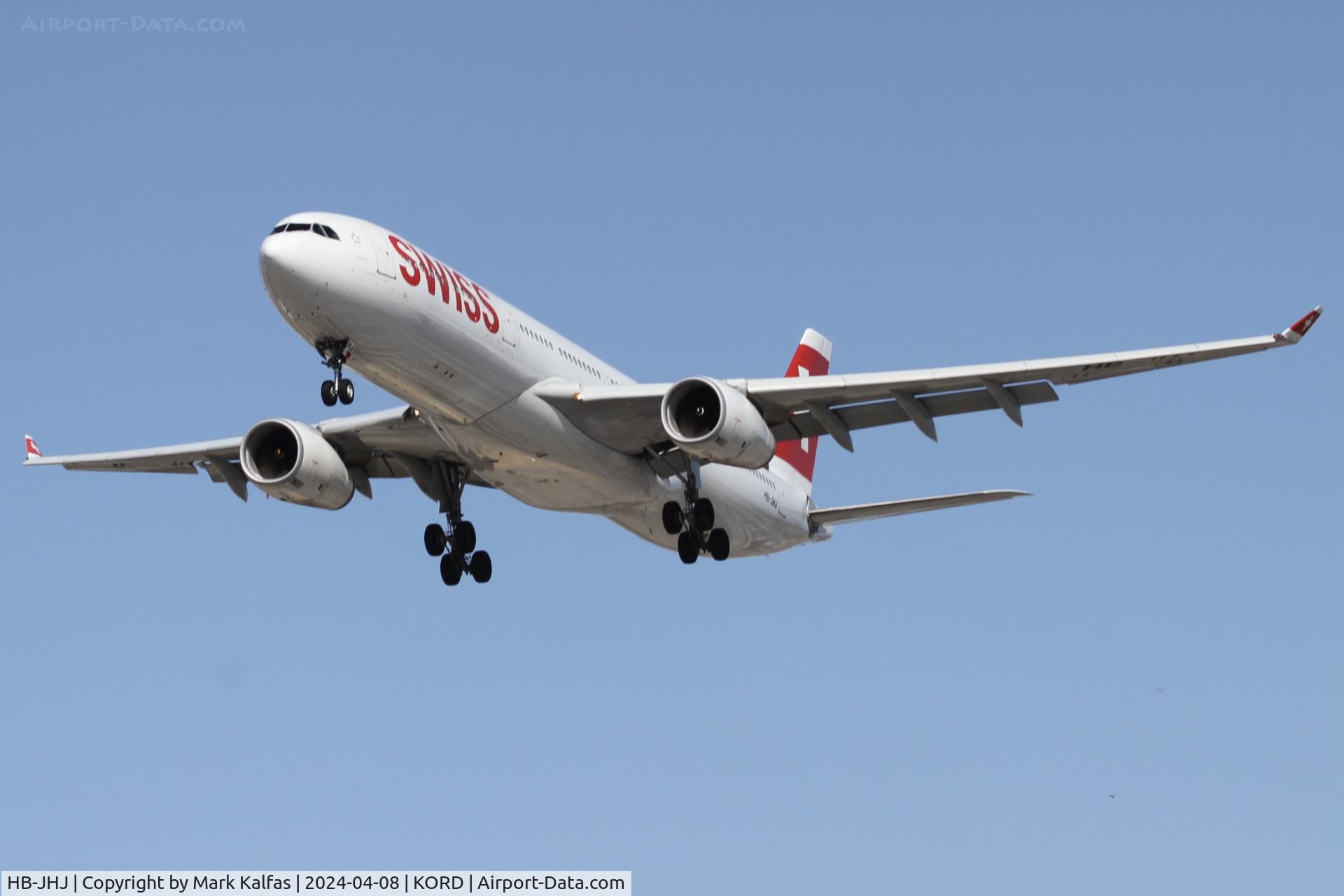 HB-JHJ, 2010 Airbus A330-343X C/N 1188, A333 SWISS Airbus A330-343X HB-JHJ SWR8 LSZH-KORD, arriving 28C KORD