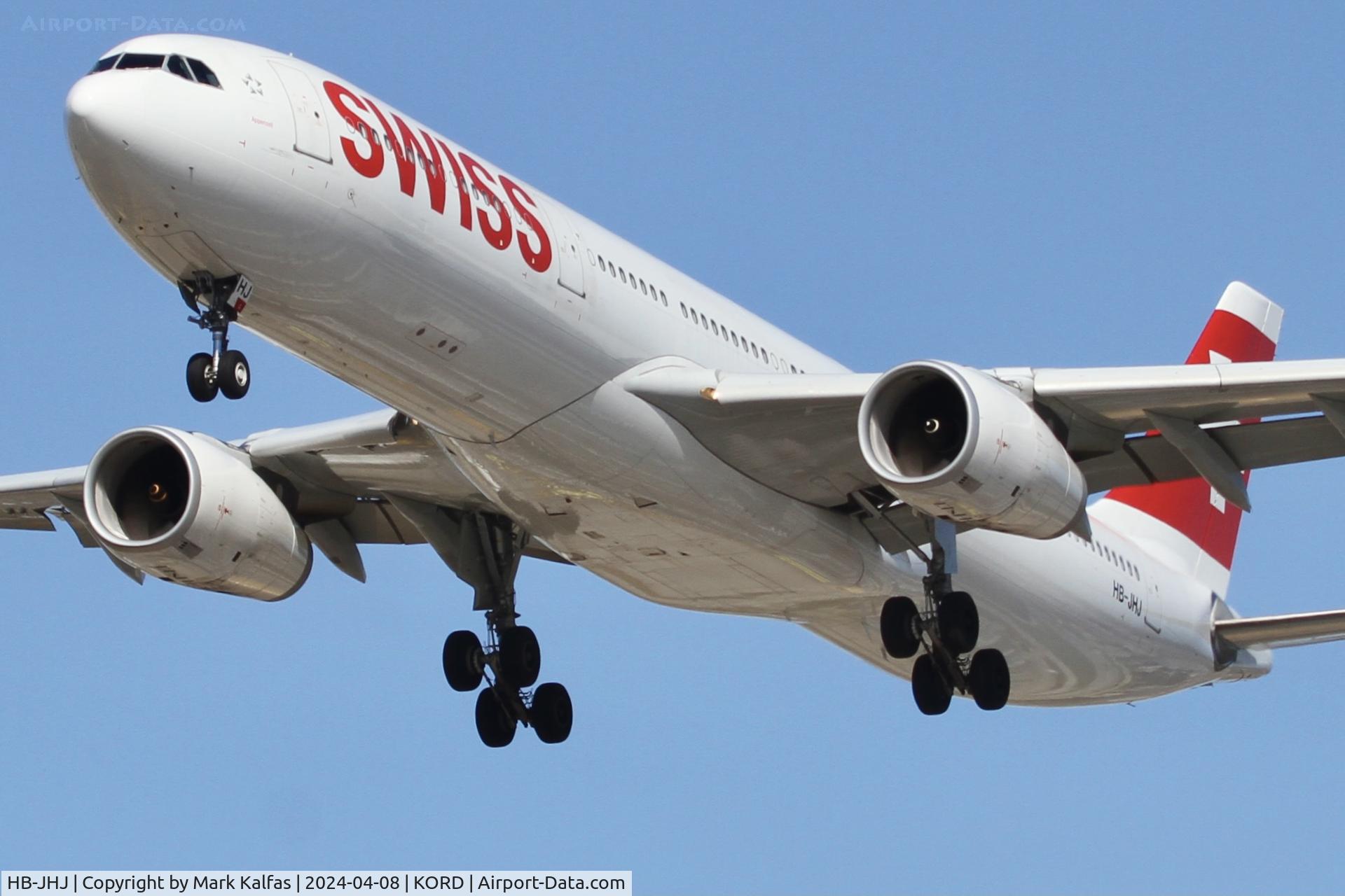 HB-JHJ, 2010 Airbus A330-343X C/N 1188, A333 SWISS Airbus A330-343X HB-JHJ SWR8 LSZH-KORD, arriving 28C KORD
