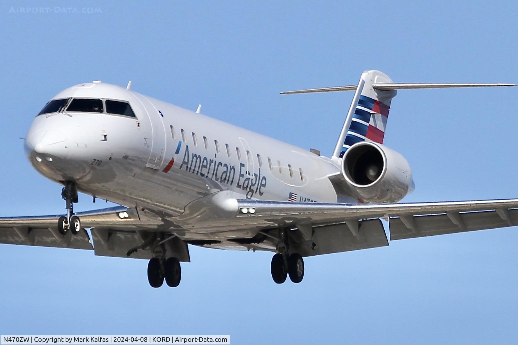 N470ZW, 2004 Bombardier CRJ-200LR (CL-600-2B19) C/N 7927, CRJ2 Air Wisconsin/American Eagle Canadair Regional Jet CRJ-200 N470ZW N470ZW AWI6017 SPI-ORD, landing on 28C ORD