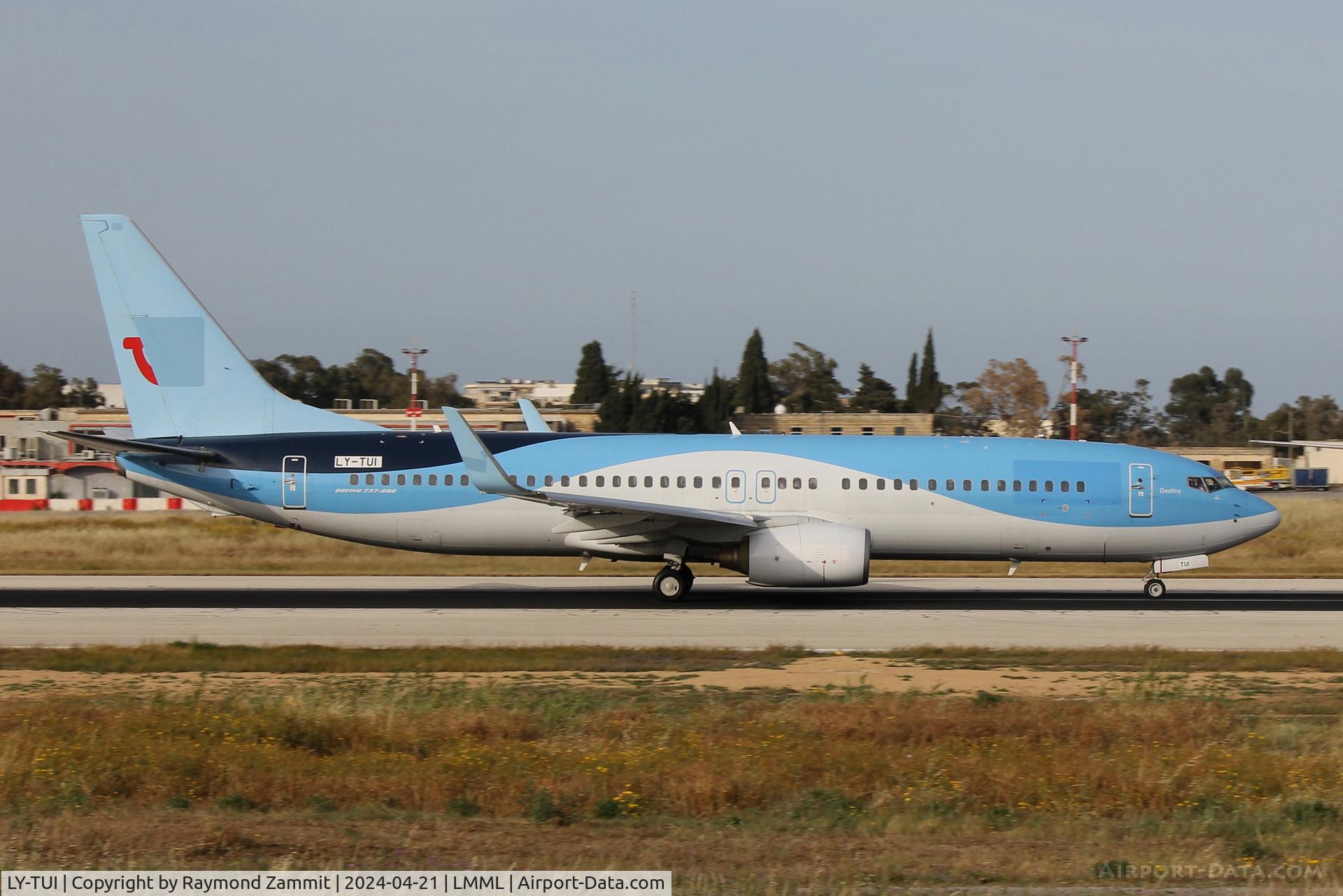LY-TUI, 2004 Boeing 737-85P C/N 33974, B737-800 LY-TUI Getjets