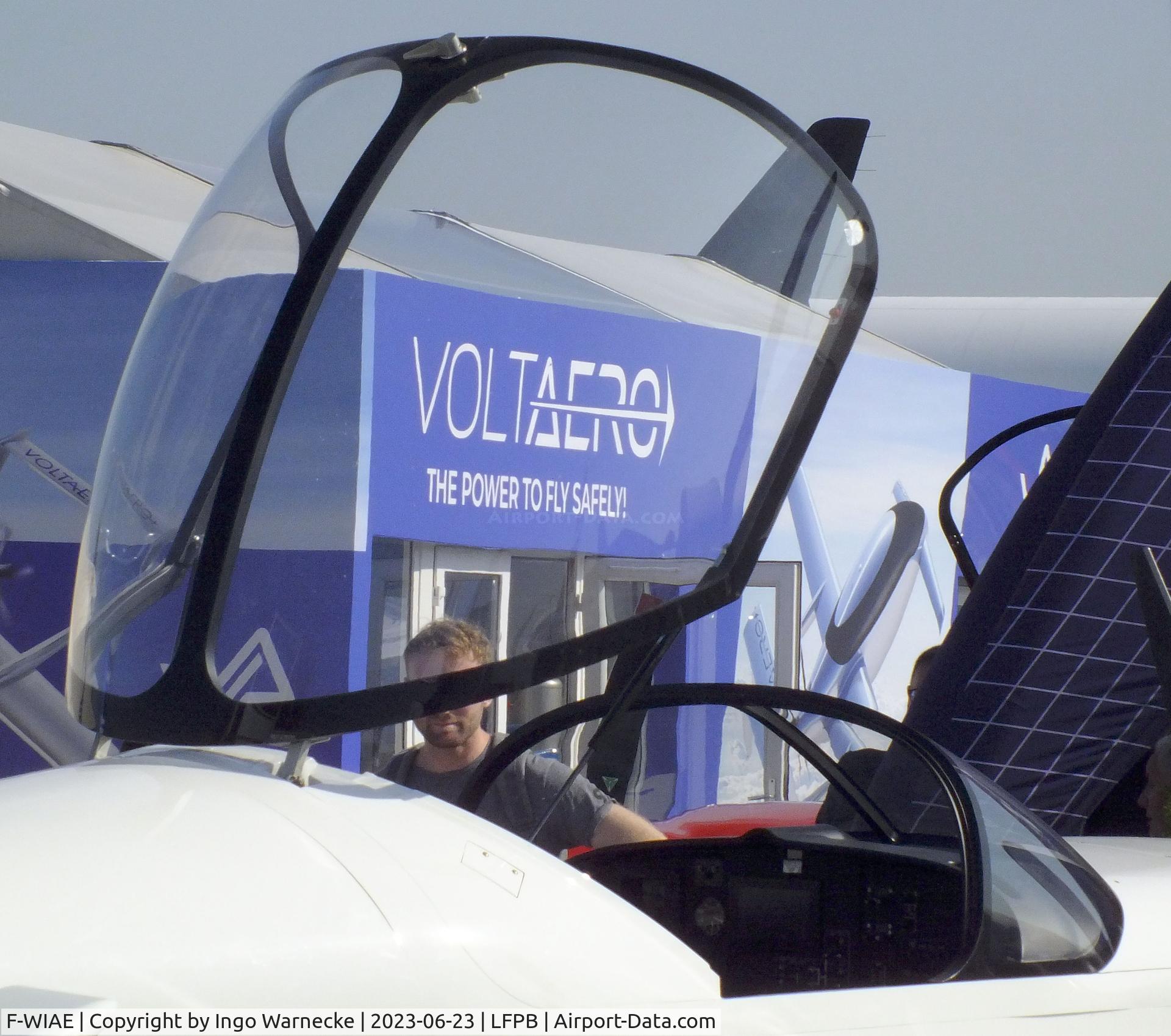 F-WIAE, 2023 Aura Aero Integral E C/N 01, Aura Aero Integral E with Safran ENGINeUS electric motor at the Aerosalon 2023, Paris