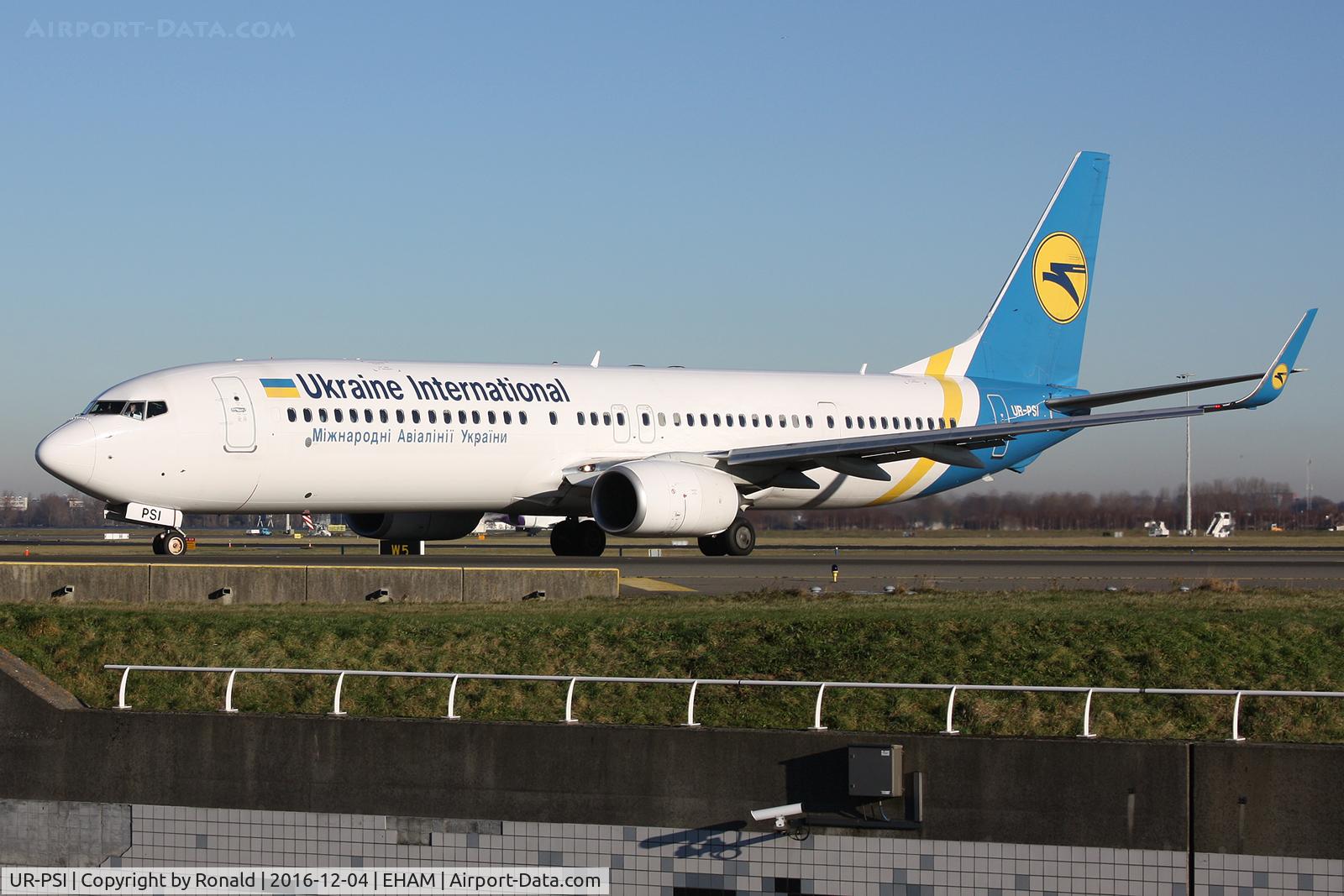 UR-PSI, 2013 Boeing 737-9KVER C/N 41534, at spl