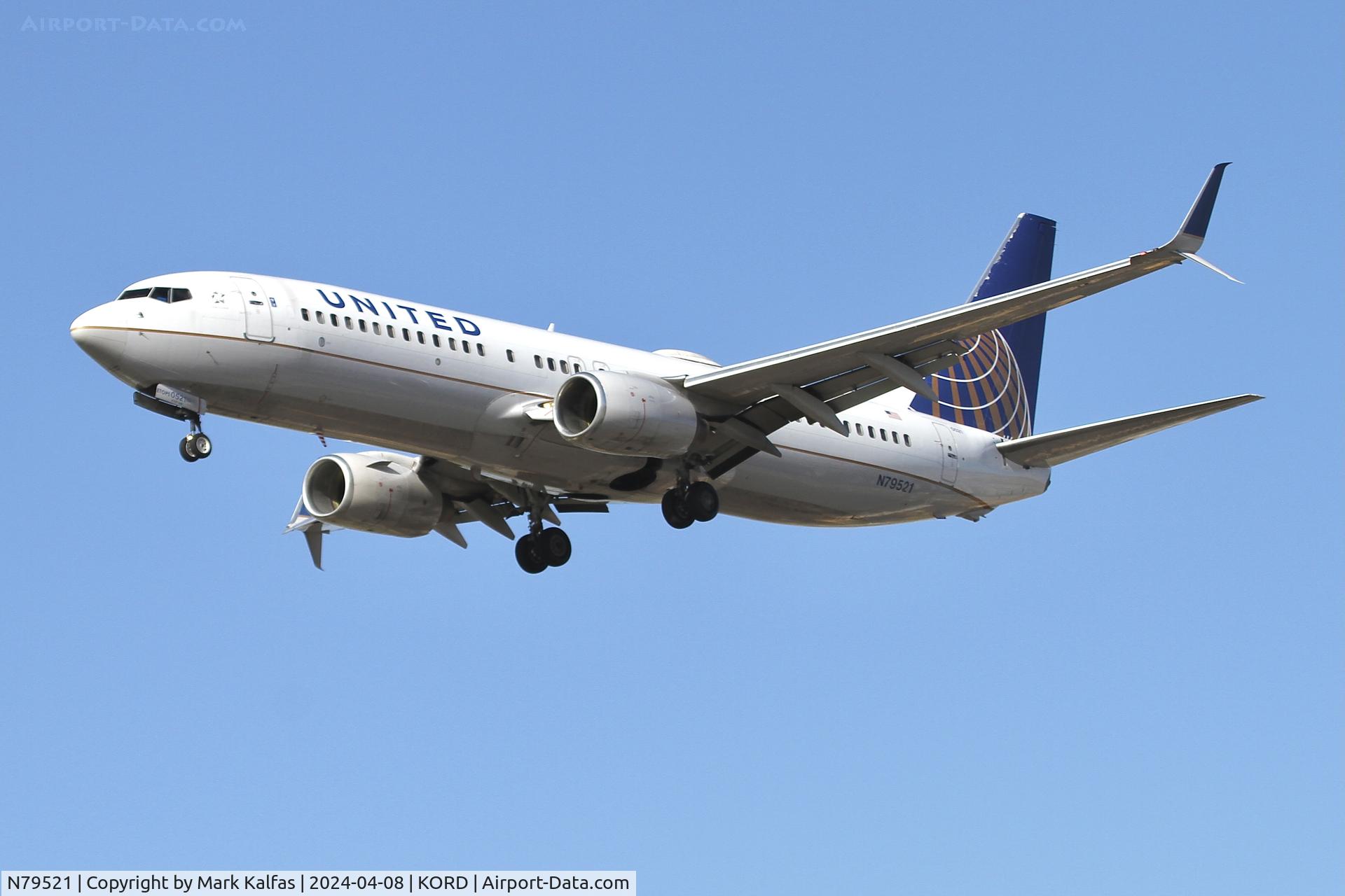 N79521, 2010 Boeing 737-824 C/N 31662, B738 United Airlines Boeing 737-824 N79521 UAL1967 PSP-ORD arriving on 28C KORD