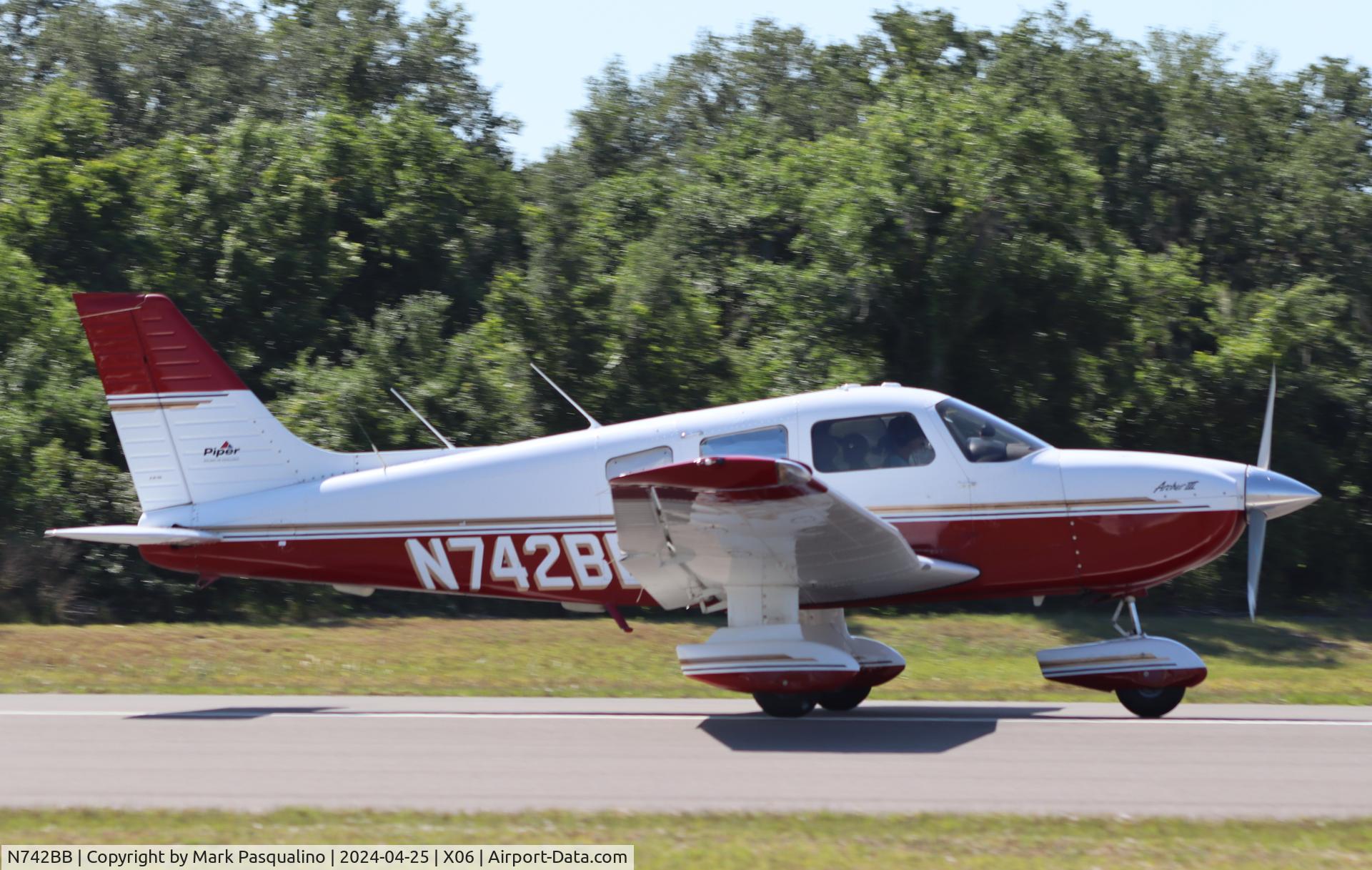 N742BB, 1998 Piper PA-28-181 Archer III C/N 28-43142, Piper PA-28-181