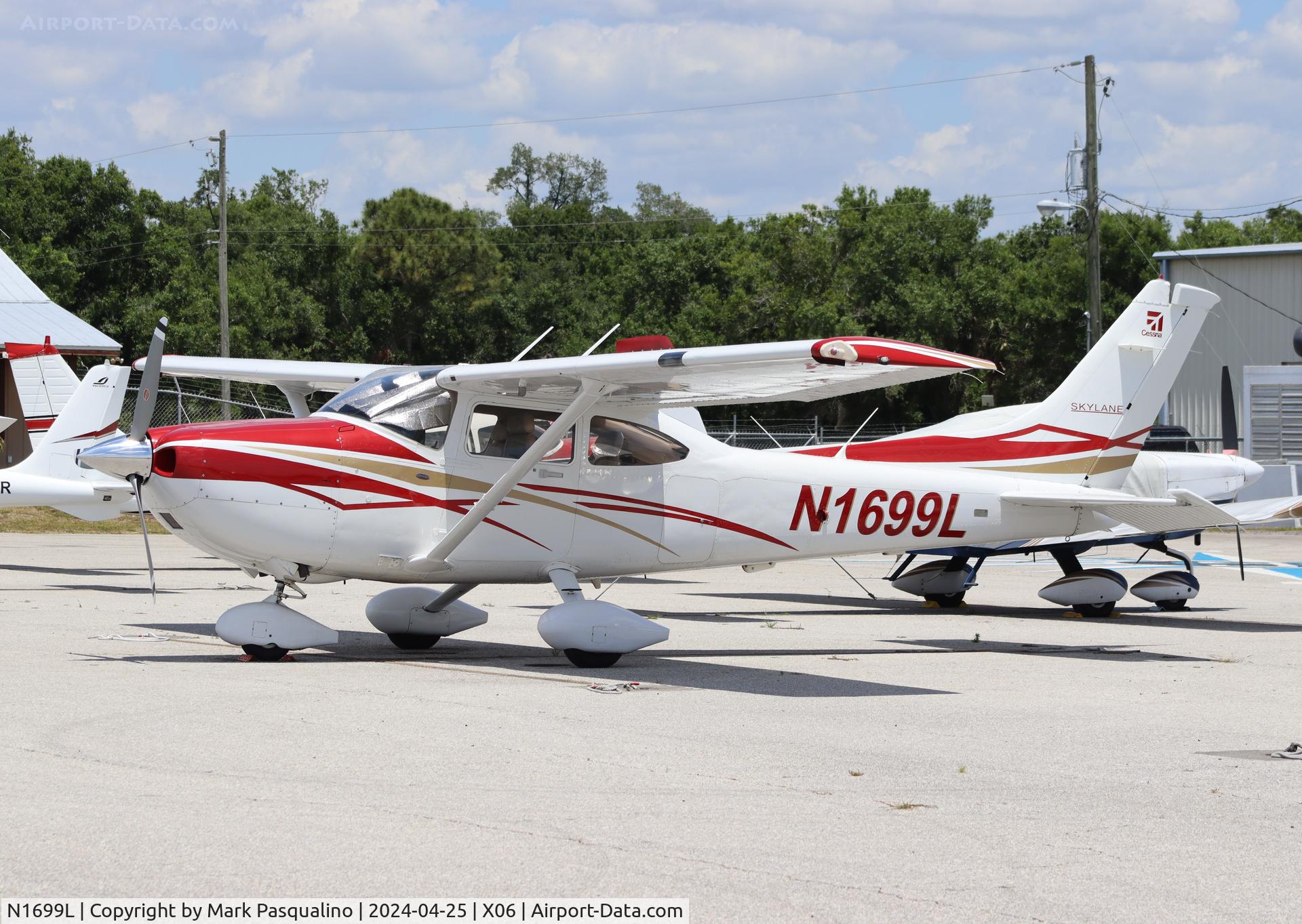 N1699L, 2007 Cessna 182T Skylane C/N 18282008, Cessna 182T
