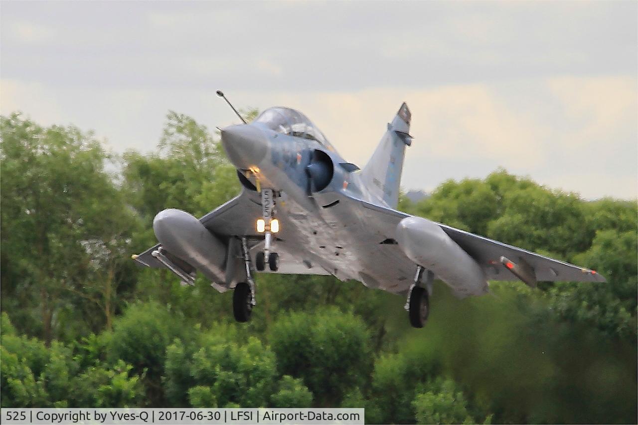 525, Dassault Mirage 2000B C/N 400, Dassault Mirage 2000B, Landing rwy 29, St Dizier-Robinson Air Base 113 (LFSI)