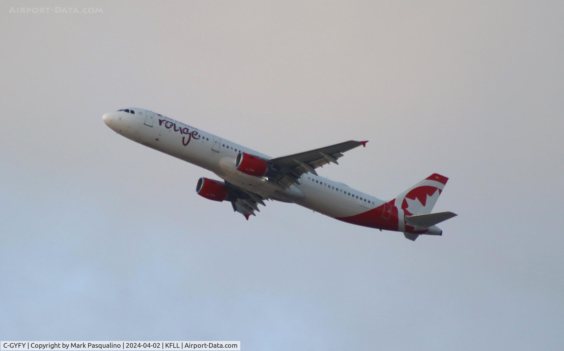 C-GYFY, 2012 Airbus A321-211 C/N 5377, Airbus A321-211