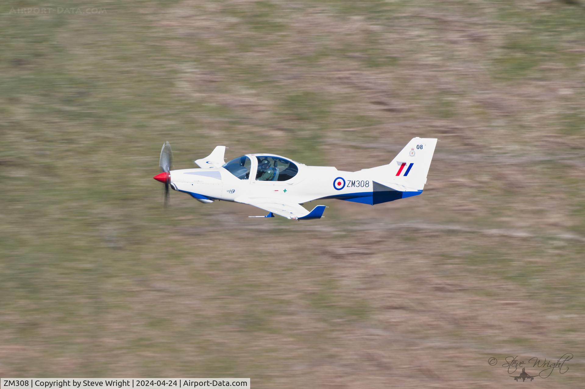 ZM308, 2017 Grob G-120TP-A Prefect T.1 C/N 11123, Bwlch Oerdrws, Mach Loop. Cymru UK