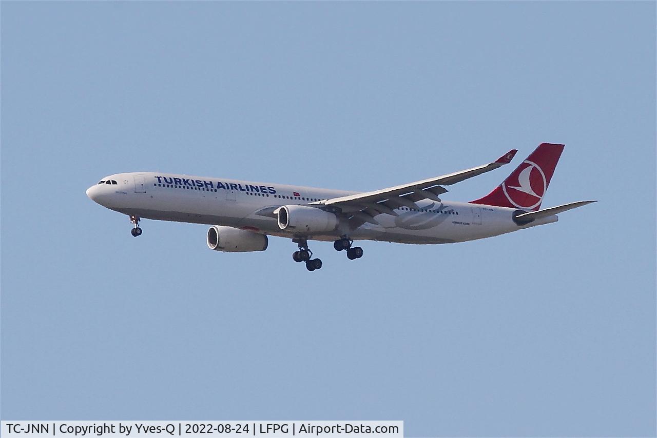 TC-JNN, 2011 Airbus A330-343X C/N 1228, Airbus A330-343X, On final rwy 08R, Roissy Charles De Gaulle airport (LFPG-CDG)
