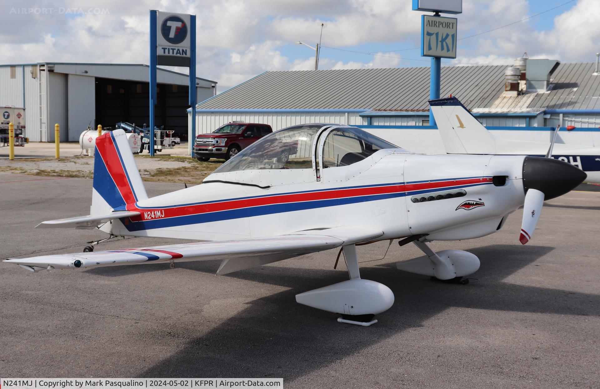 N241MJ, 1987 Bushby Mustang II C/N 1055, Busby Mustang II