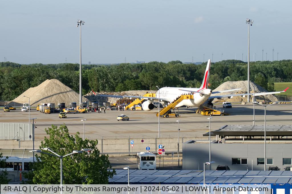 4R-ALQ, 2015 Airbus A330-343 C/N 1687, SriLankan Airlines Airbus A330-300