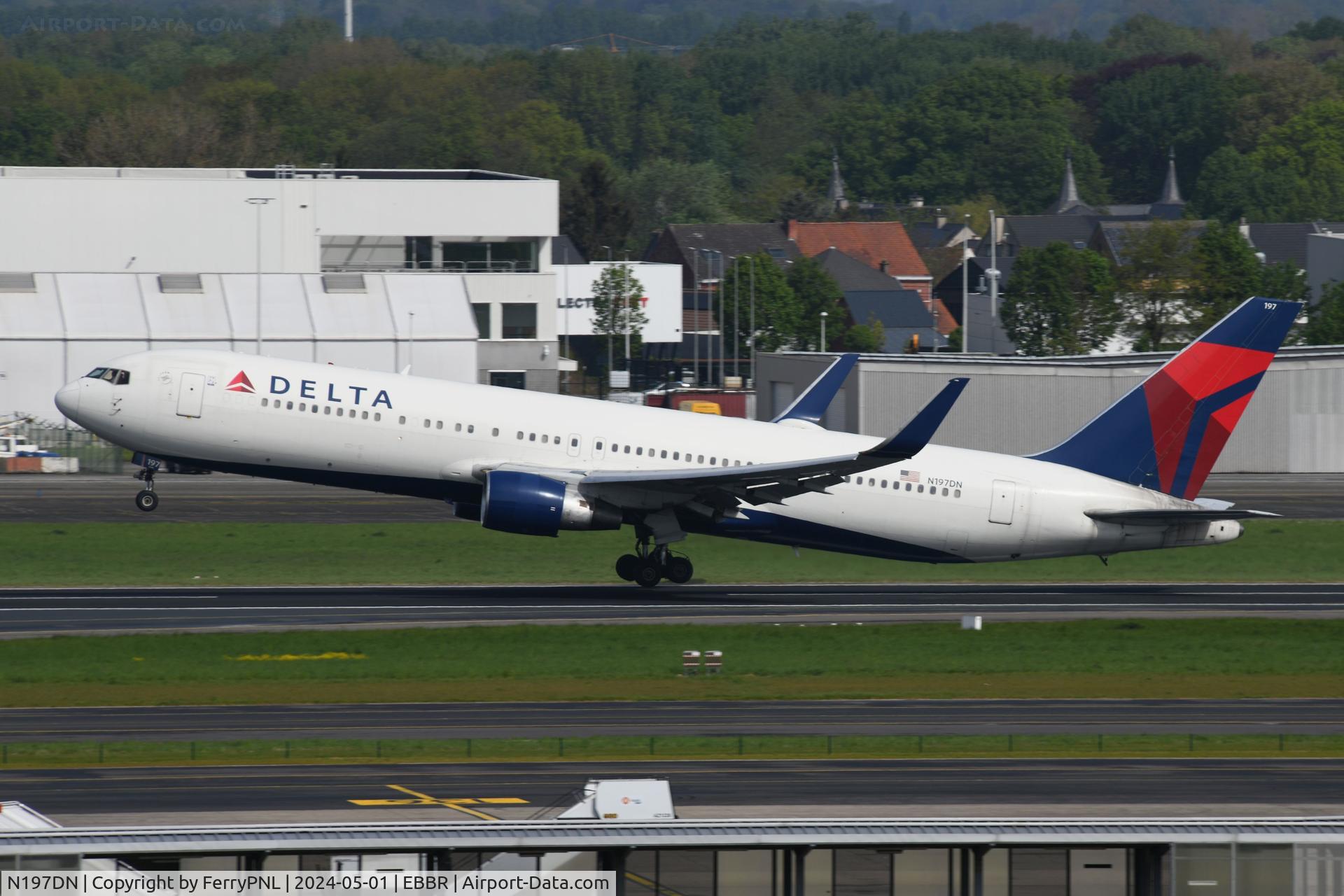 N197DN, 1997 Boeing 767-332 C/N 28454, Delta is still operating their B763's