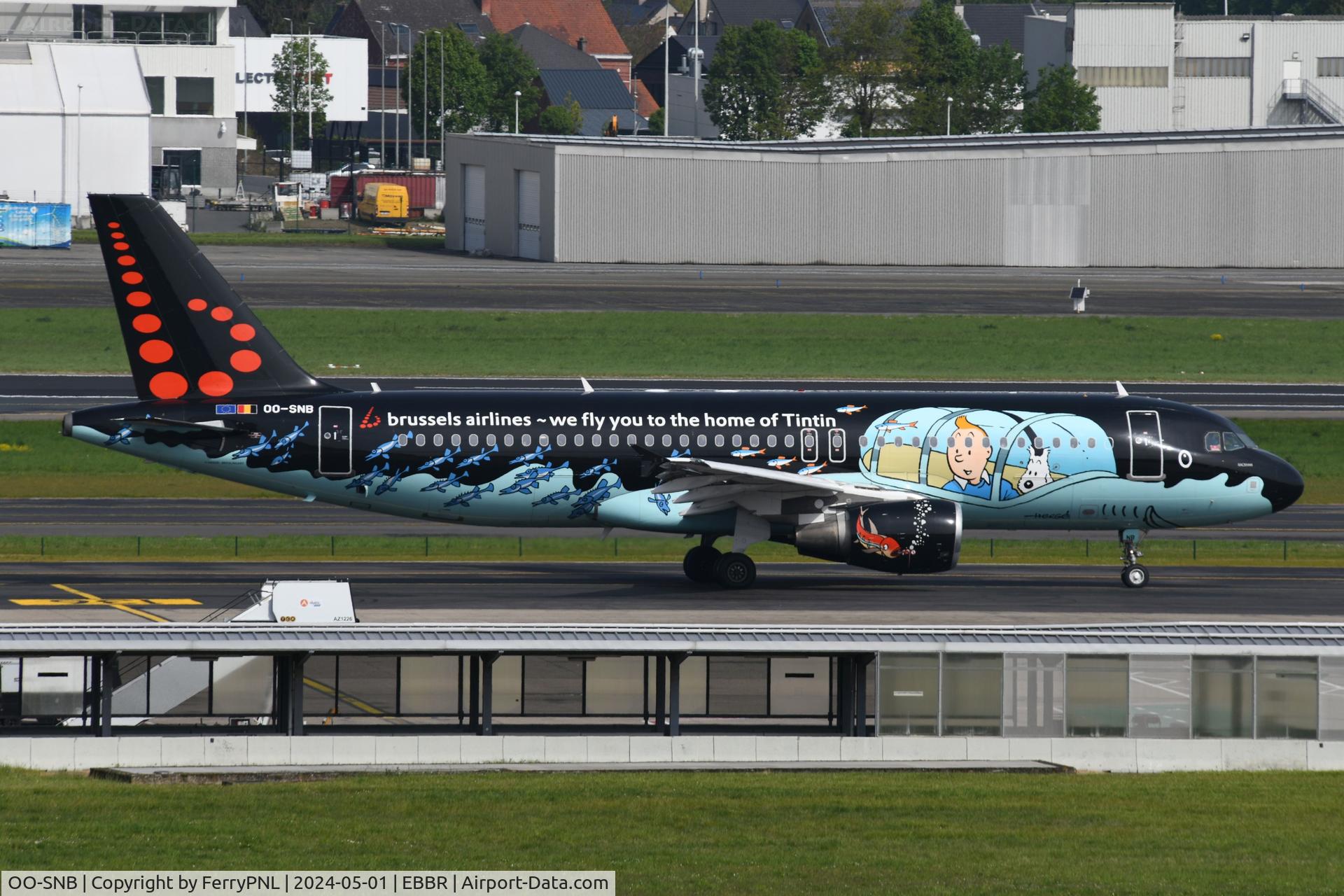 OO-SNB, 2001 Airbus A320-214 C/N 1493, Brussels A320 Tintin theme- jet