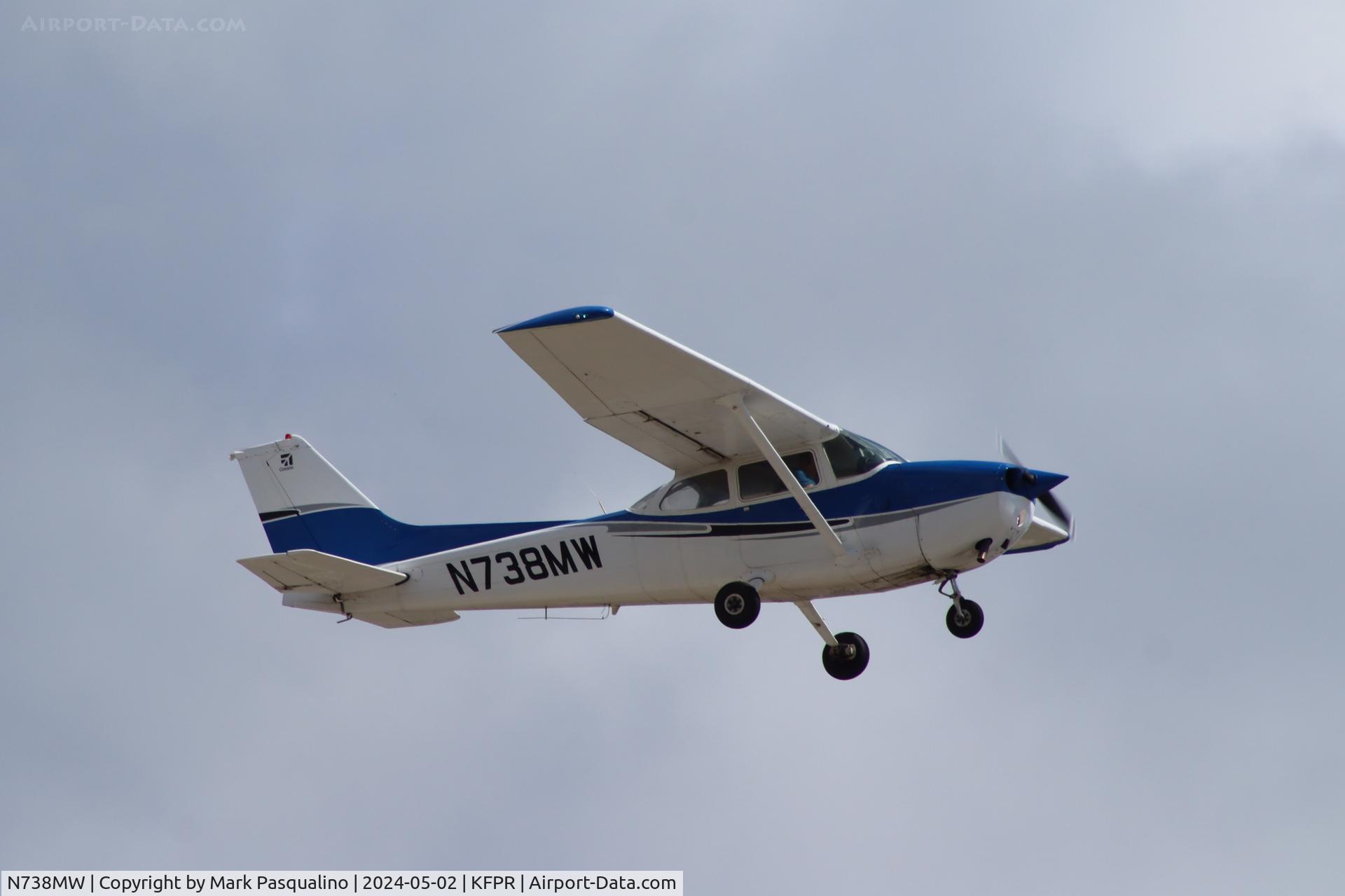 N738MW, 1977 Cessna 172N C/N 17270093, Cessna 172N