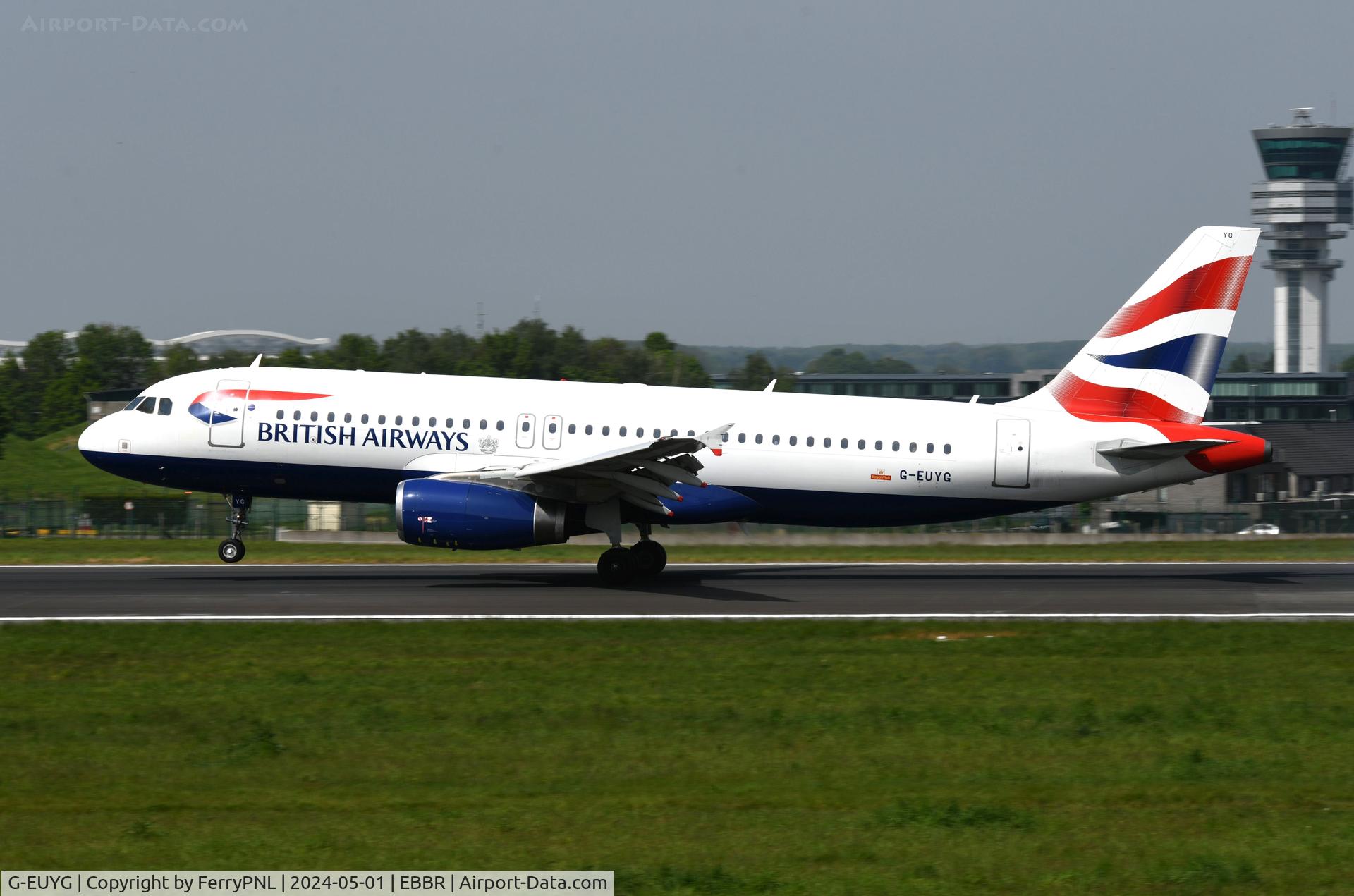 G-EUYG, 2010 Airbus A320-232 C/N 4238, British Airways A320 landing