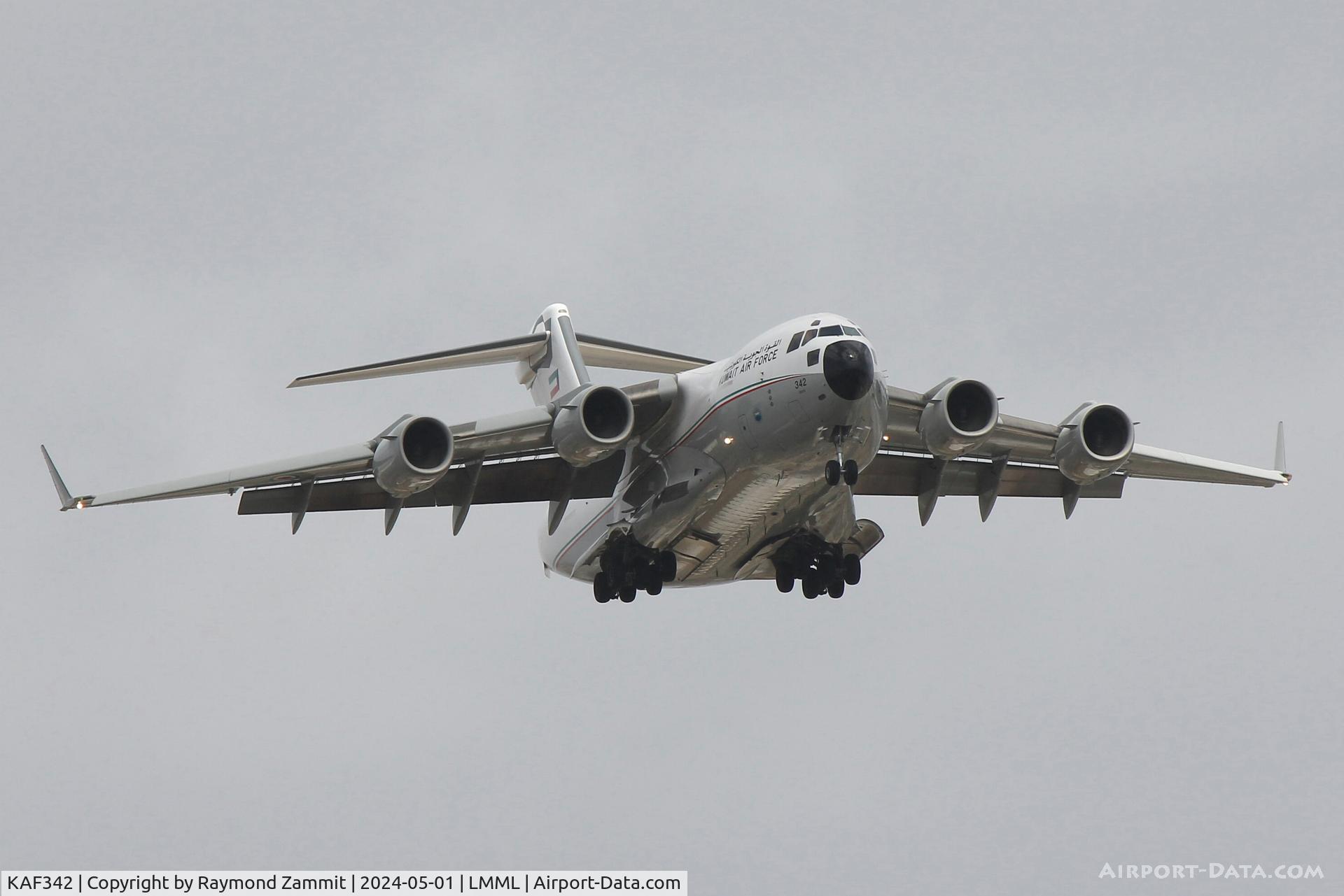 KAF342, 2013 Boeing C-17A Globemaster III C/N F-264/KAF-1, Boeing C-17A Globemaster III KAF342 Kuwait Air Force