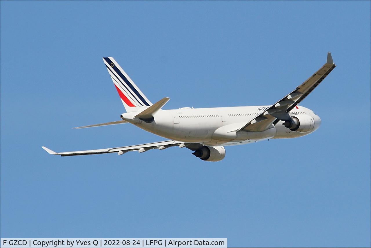 F-GZCD, 2002 Airbus A330-203 C/N 458, Airbus A330-203, Climbing from rwy 09R, Roissy Charles De Gaulle airport (LFPG-CDG)