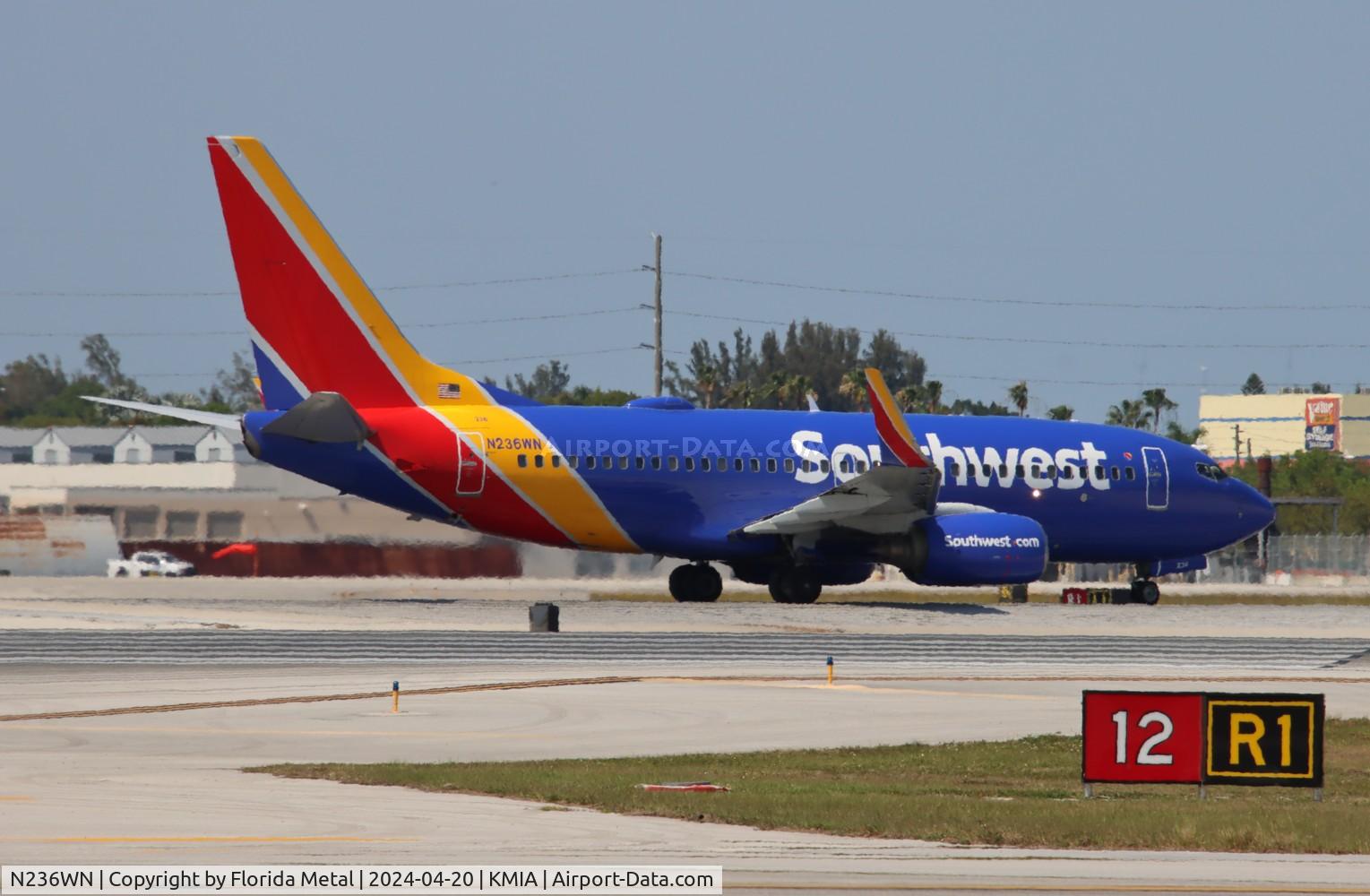 N236WN, 2006 Boeing 737-7H4 C/N 34631, SWA 737 zx MIA-BNA