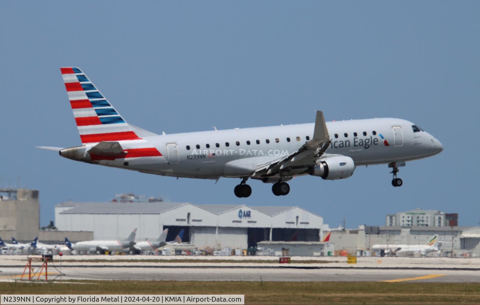 N239NN, 2016 Embraer 175LR (ERJ-170-200LR) C/N 17000586, ENY/AE E175 zx BNA-MIA