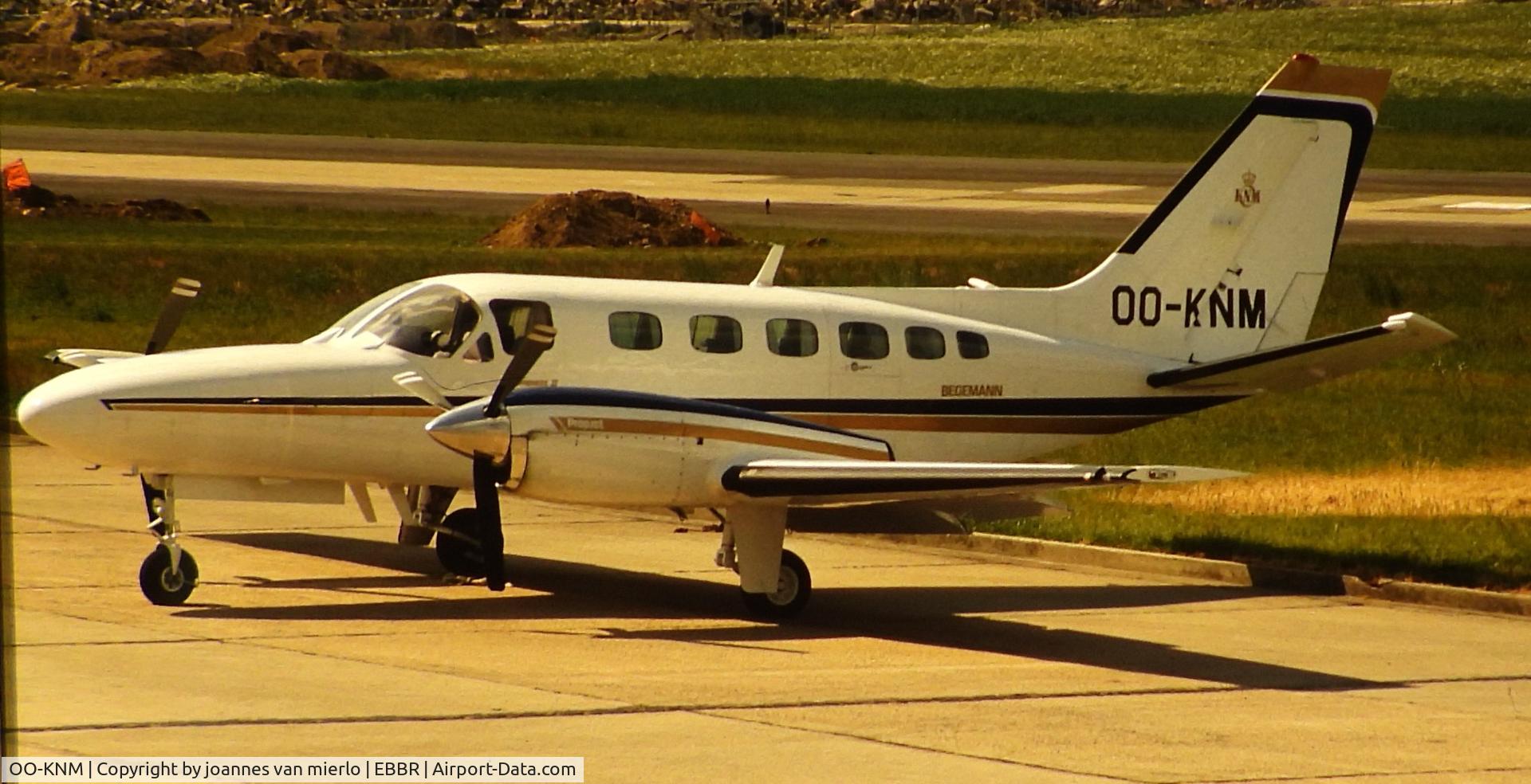 OO-KNM, Cessna 441 Conquest II C/N 441-0344, ex-slide