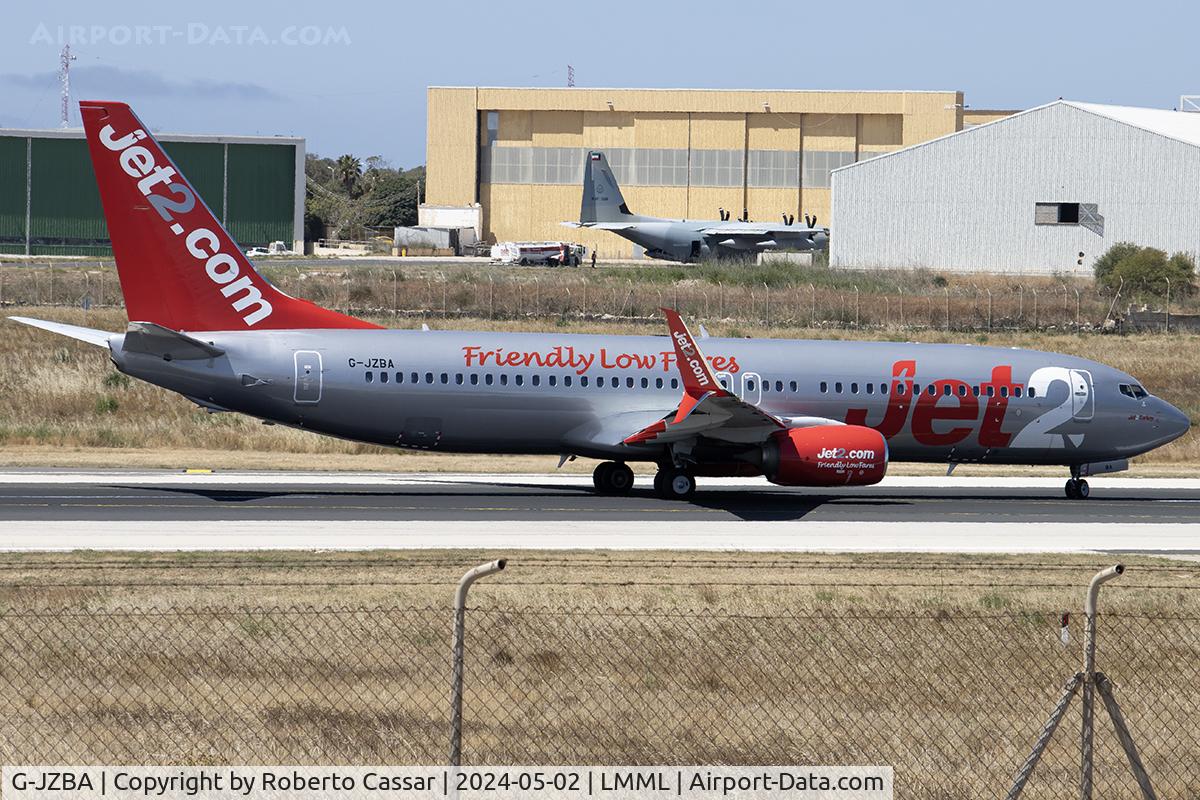 G-JZBA, 2017 Boeing 737-800 C/N 63157, Runway 31