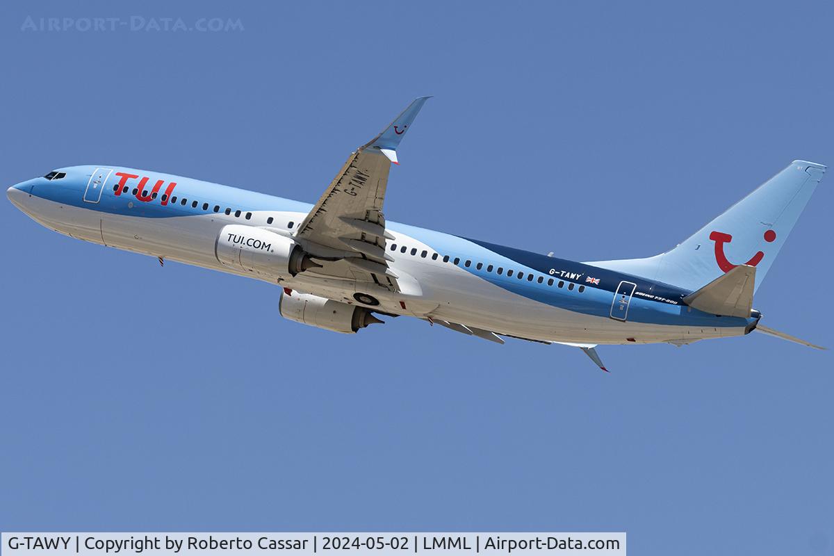 G-TAWY, Boeing 737-8K5 C/N 37246, Runway 31