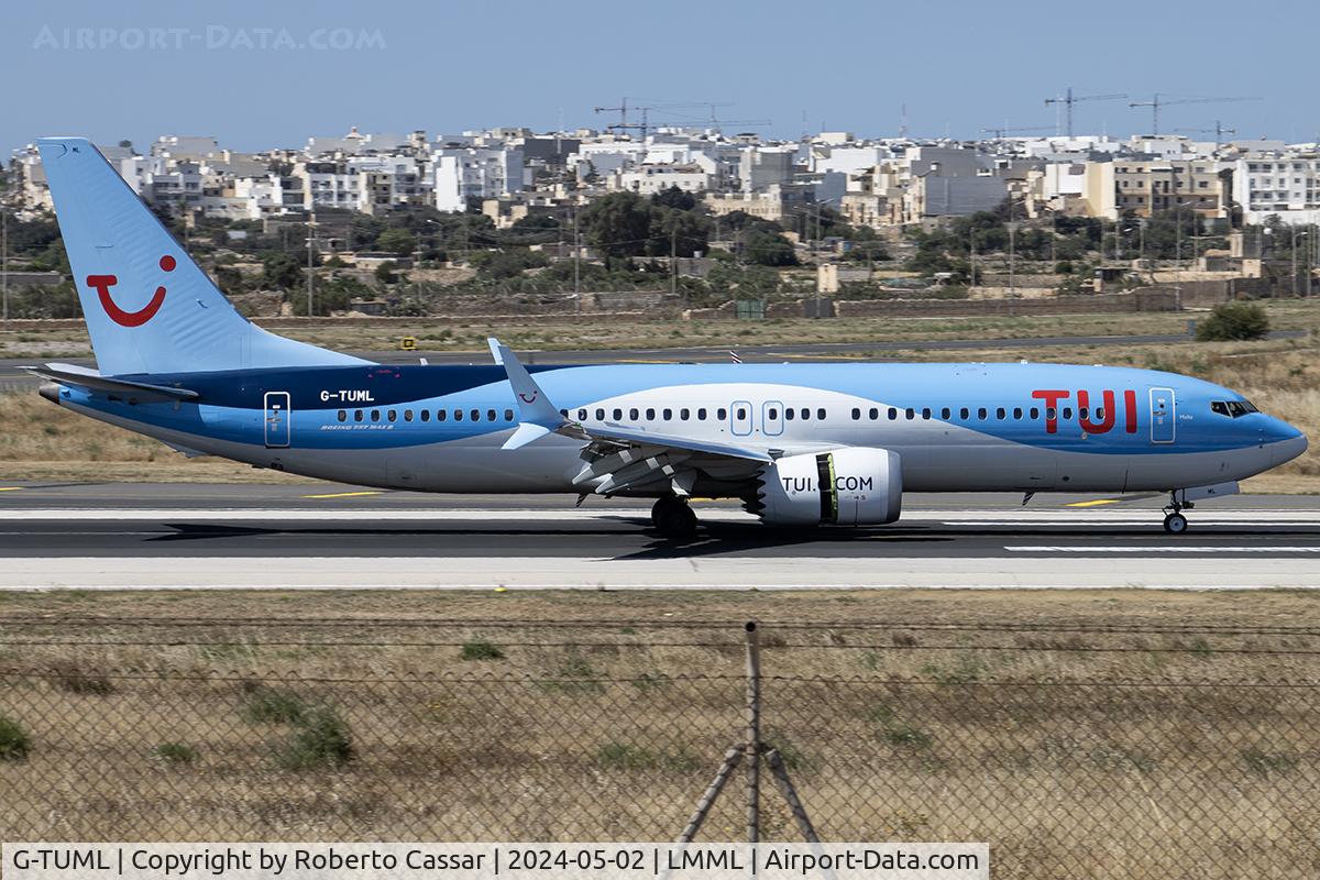 G-TUML, 2020 Boeing 737-8 C/N 44614, Runway 31