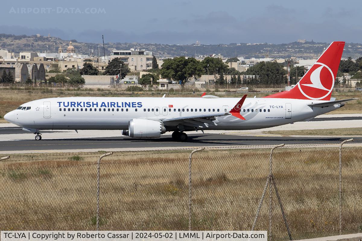 TC-LYA, 2019 Boeing 737-9 MAX C/N 60062, Runway 31
