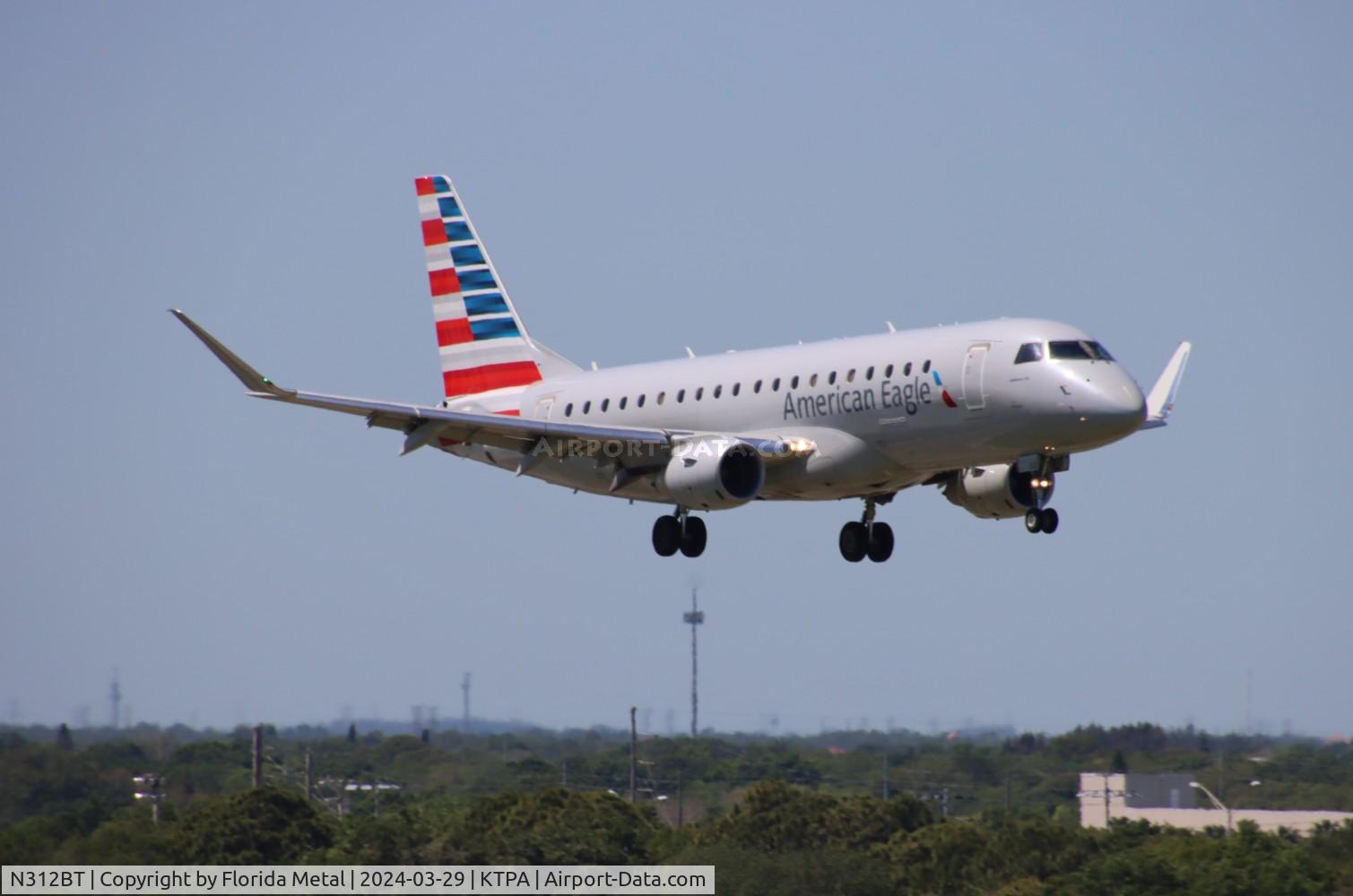 N312BT, 2021 Embraer ERJ-175LR (ERJ-170-200 LR) C/N 17000879, ENY/AAL E175 zx MIA-TPA
