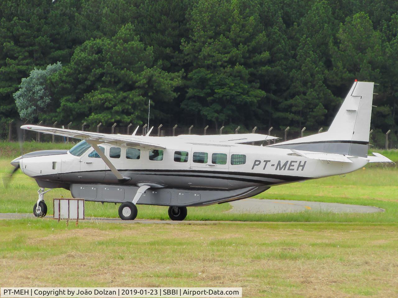PT-MEH, , Back in the days of the old livery. Today operated by PEC Táxi Aéreo.