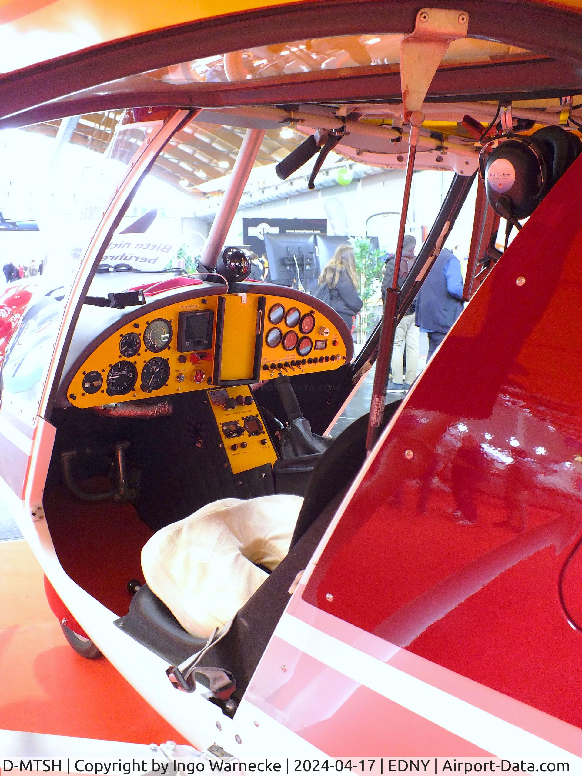 D-MTSH, 2004 Comco Ikarus C42B C/N 0404-6601, Comco Ikarus C42B at the AERO 2024, Friedrichshafen #c