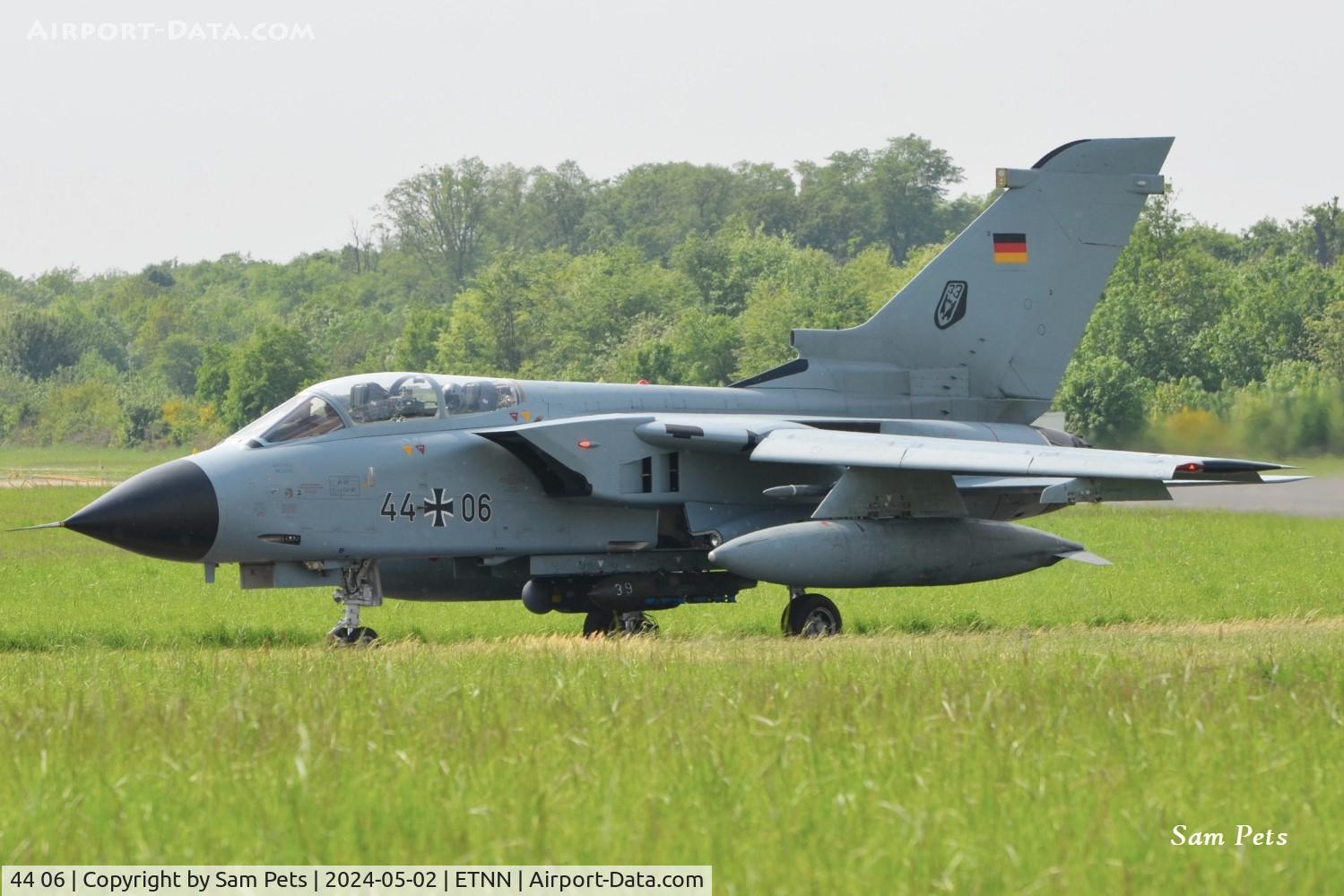44 06, Panavia Tornado IDS C/N 272/GS071/4106, At Nörvenich Airforce Base.