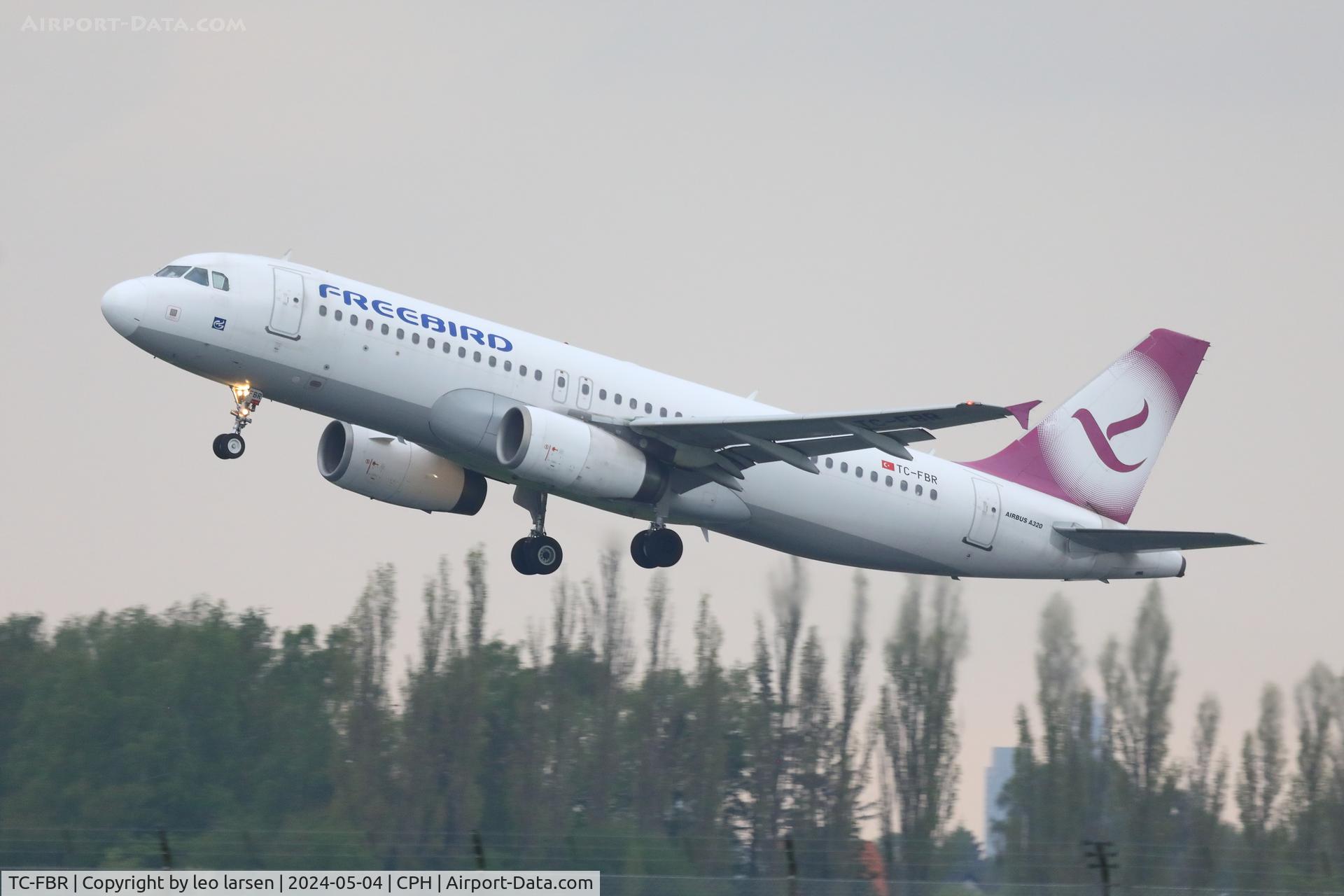 TC-FBR, 2005 Airbus A320-232 C/N 2524, Copenhagen 4.5.2024