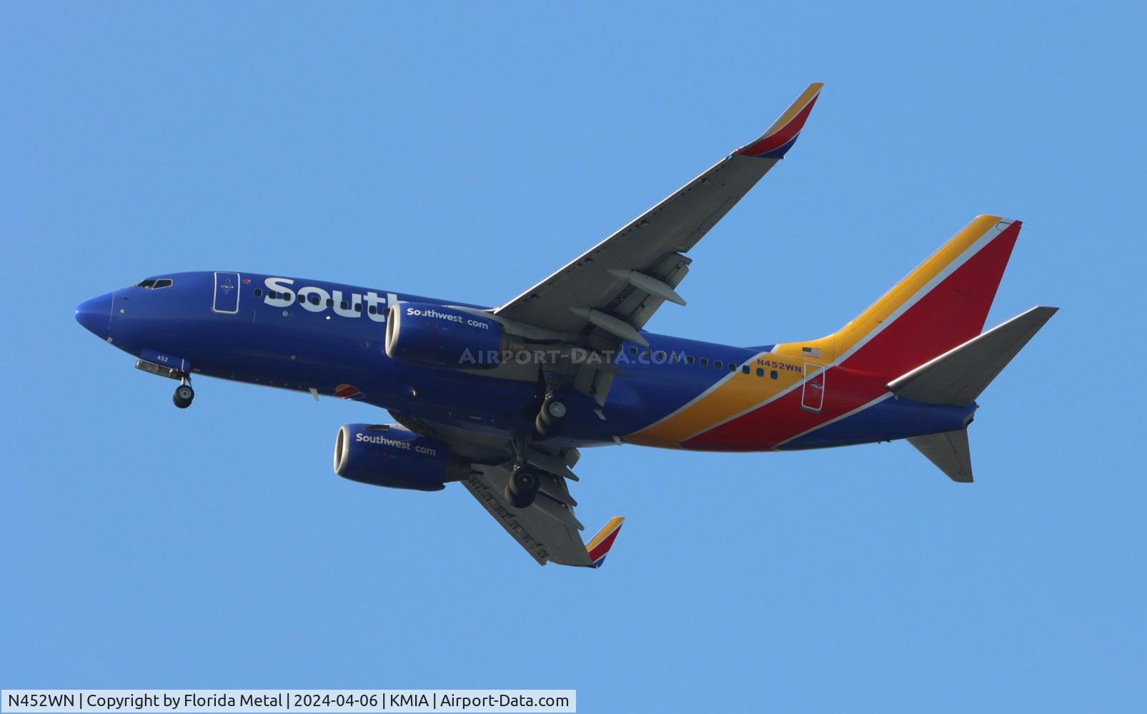 N452WN, 2004 Boeing 737-7H4 C/N 29846, SWA 737 zx BWI-MIA