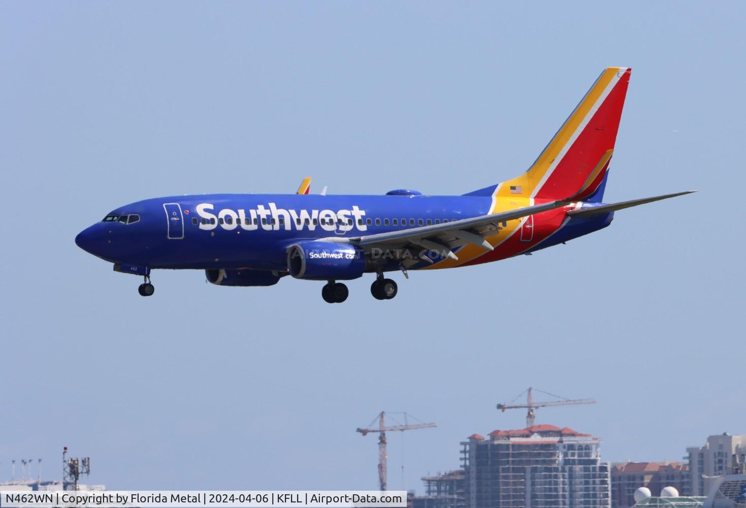 N462WN, 2004 Boeing 737-7H4 C/N 32466, SWA 737 zx MKE-FLL