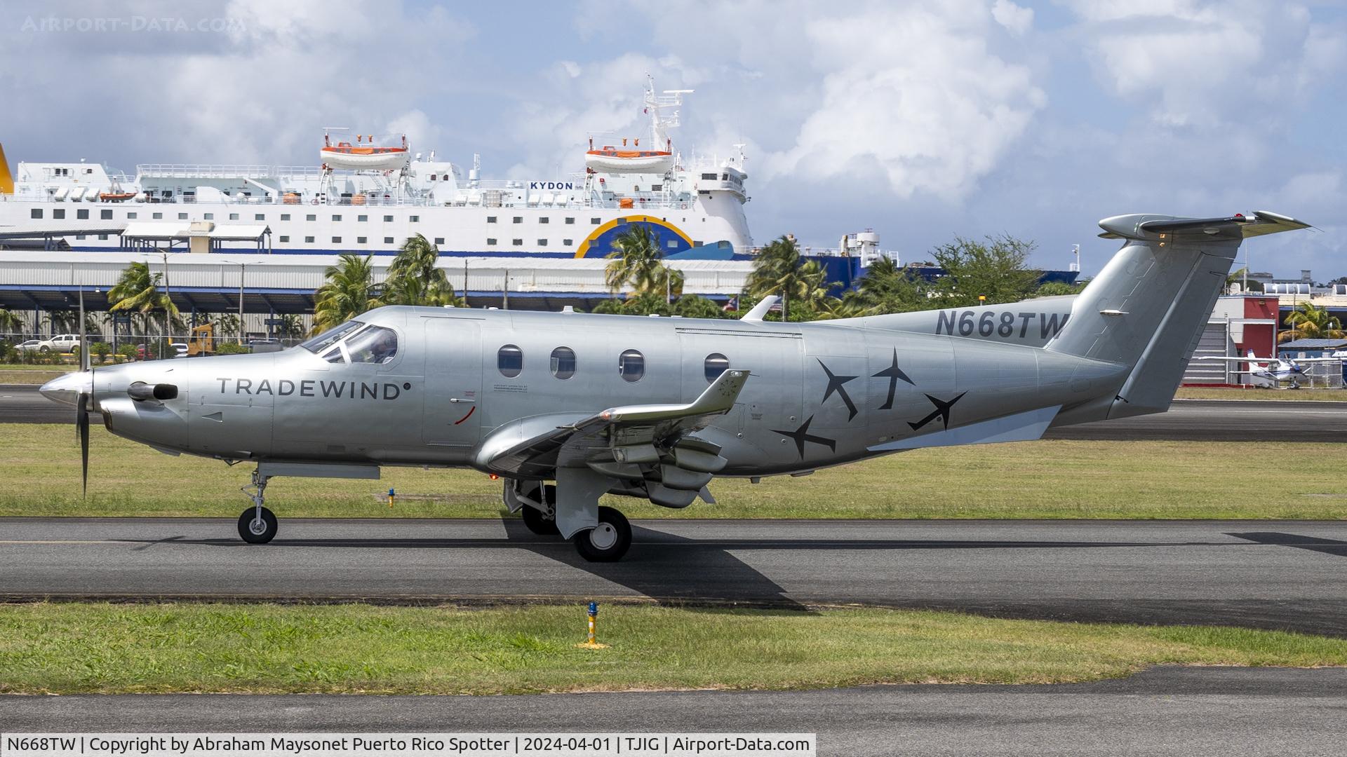 N668TW, 2000 Pilatus PC-12/45 C/N 326, New livery paint