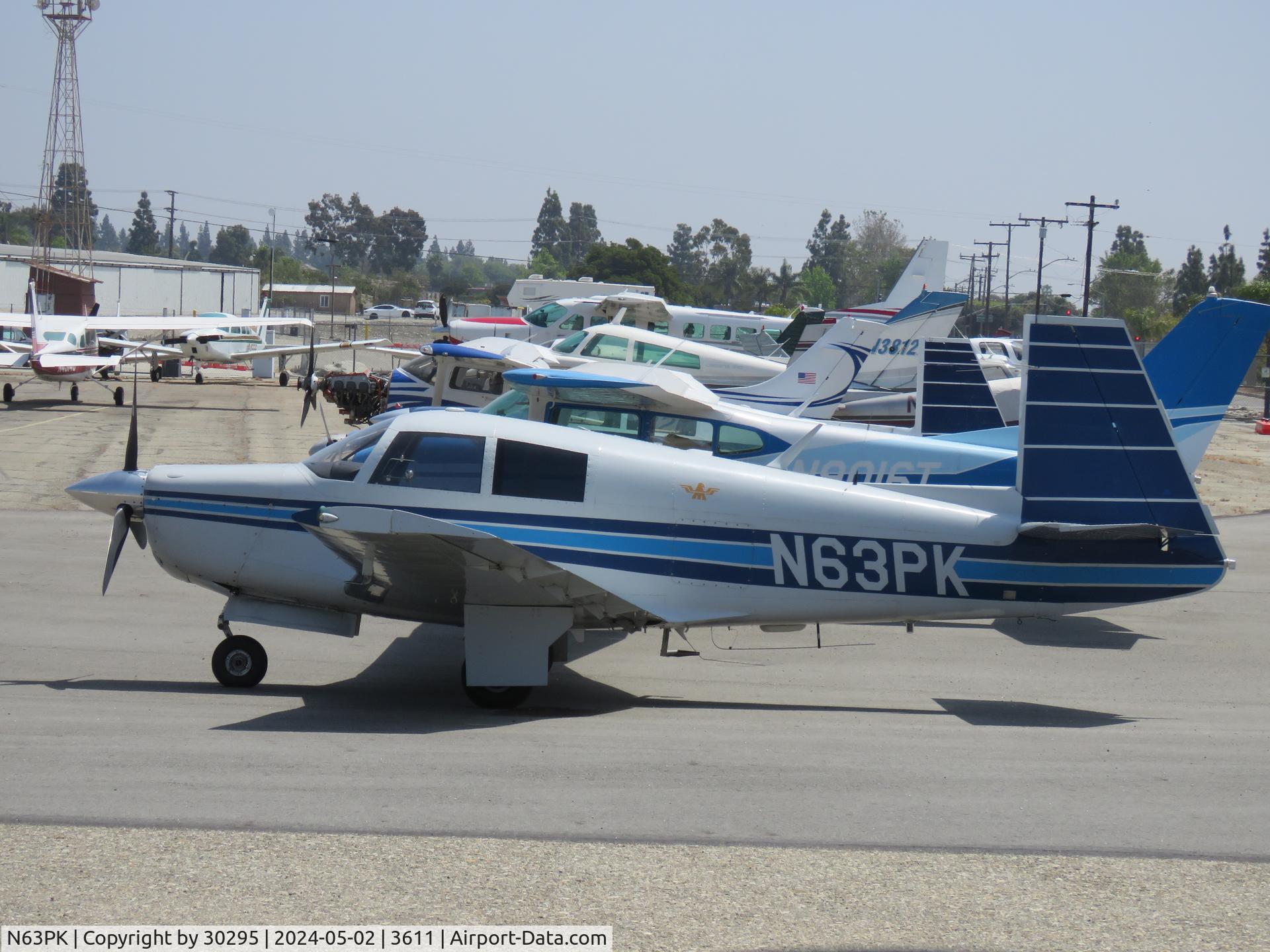 N63PK, 1965 Mooney M20E C/N 734, Parked