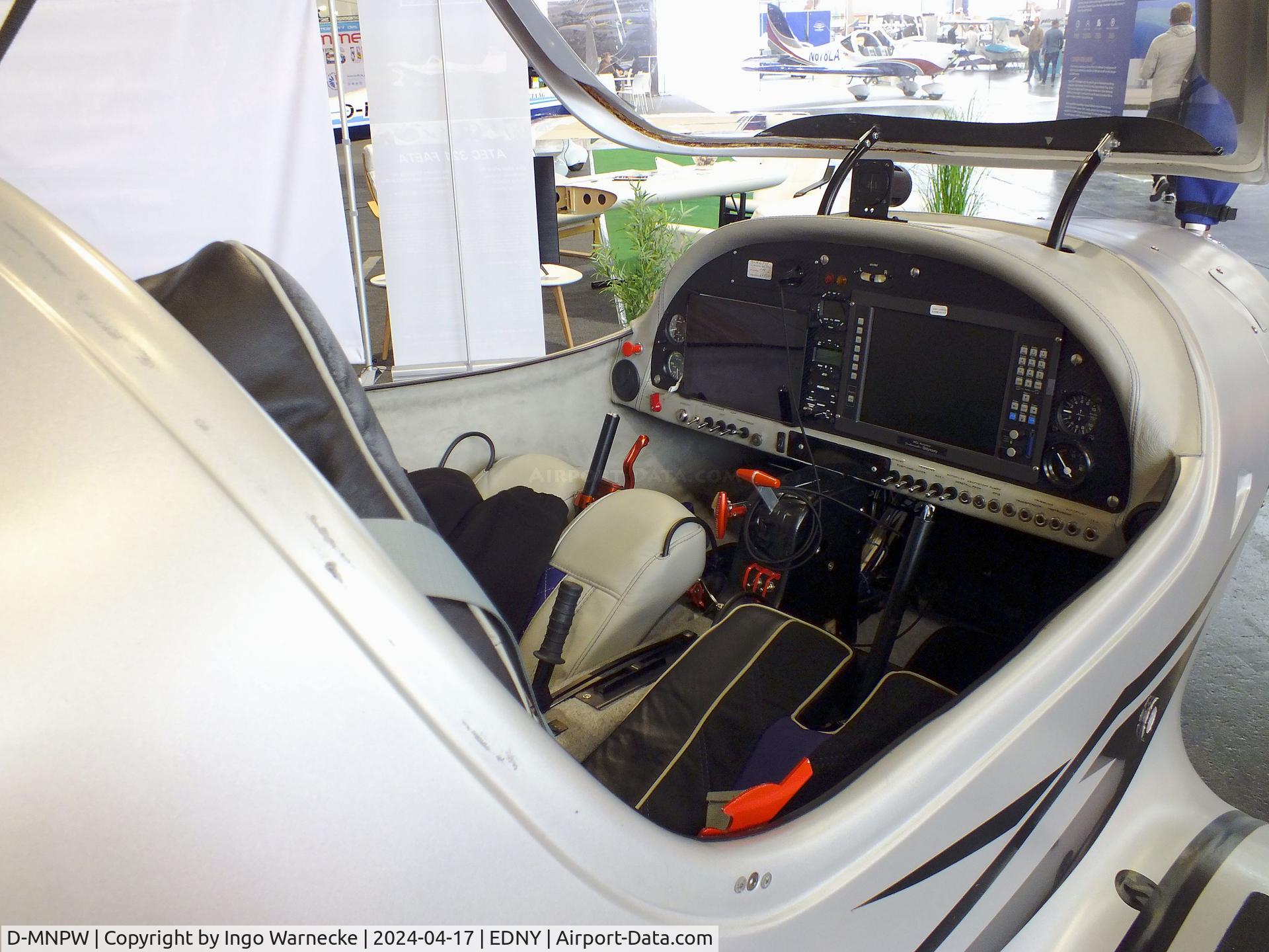 D-MNPW, ATEC Zephyr 2000 C/N ZP 480900, ATEC 122 Zephyr 2000 at the AERO 2024, Friedrichshafen #c