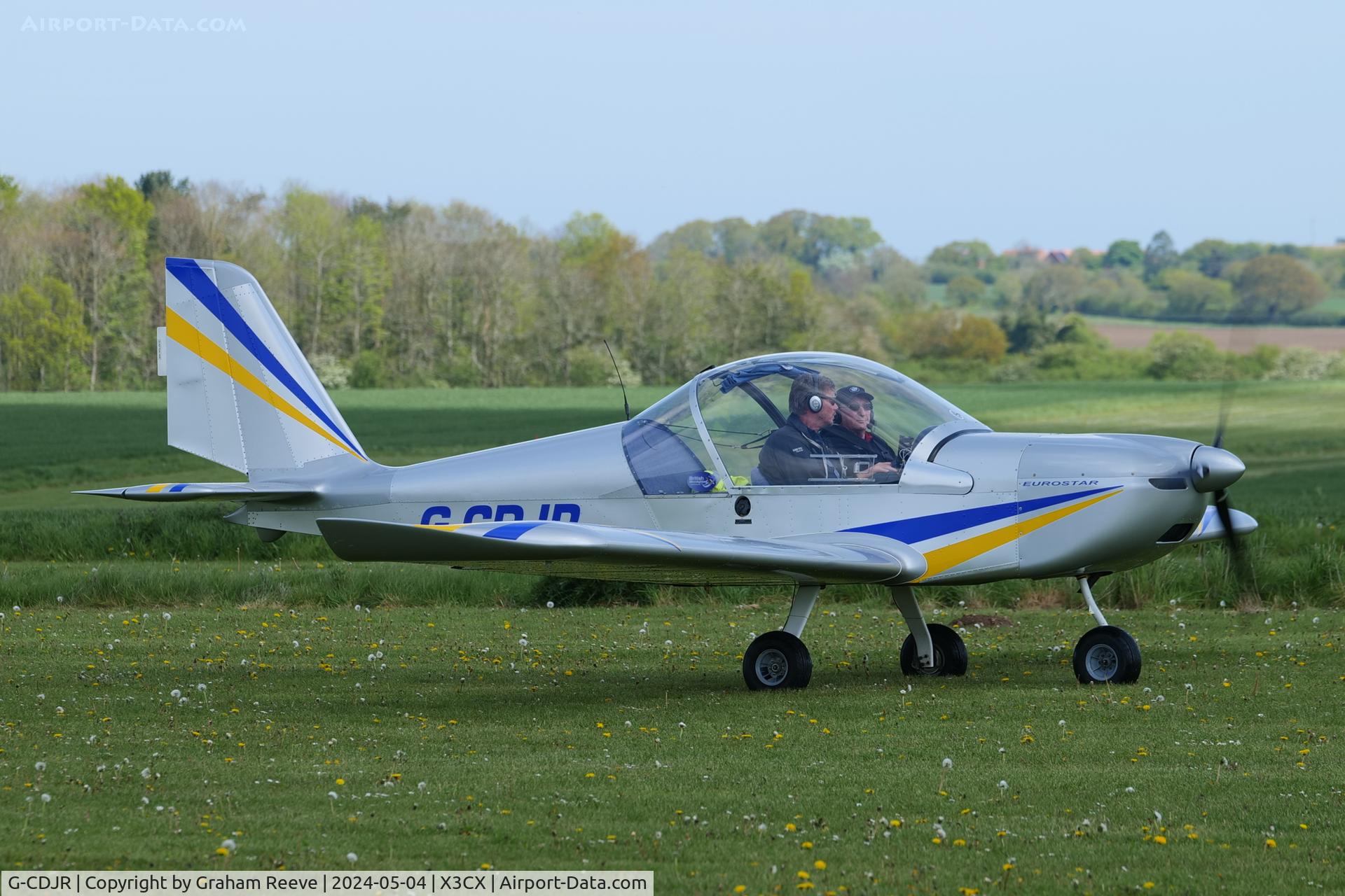 G-CDJR, 2005 Cosmik EV-97 Eurostar C/N 2318, Just landed at Northrepps.