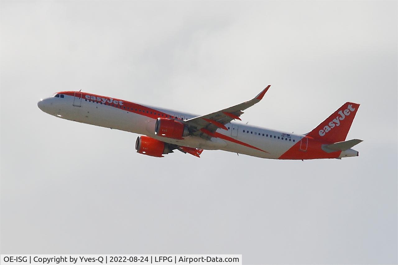 OE-ISG, 2017 Airbus 321-251NX C/N 10048, Airbus 321-251NX, Climbing rwy 08L, Roissy Charles De Gaulle airport (LFPG-CDG)