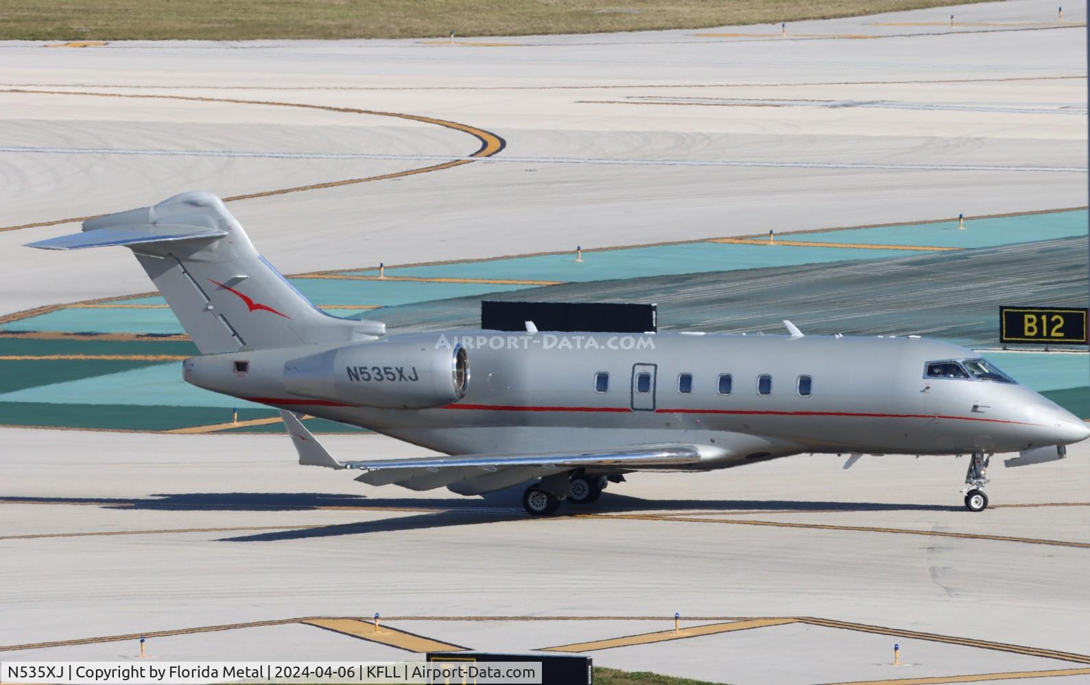 N535XJ, 2006 Bombardier Challenger 300 (BD-100-1A10) C/N 20137, Challenger 300 zx FLL-TEB