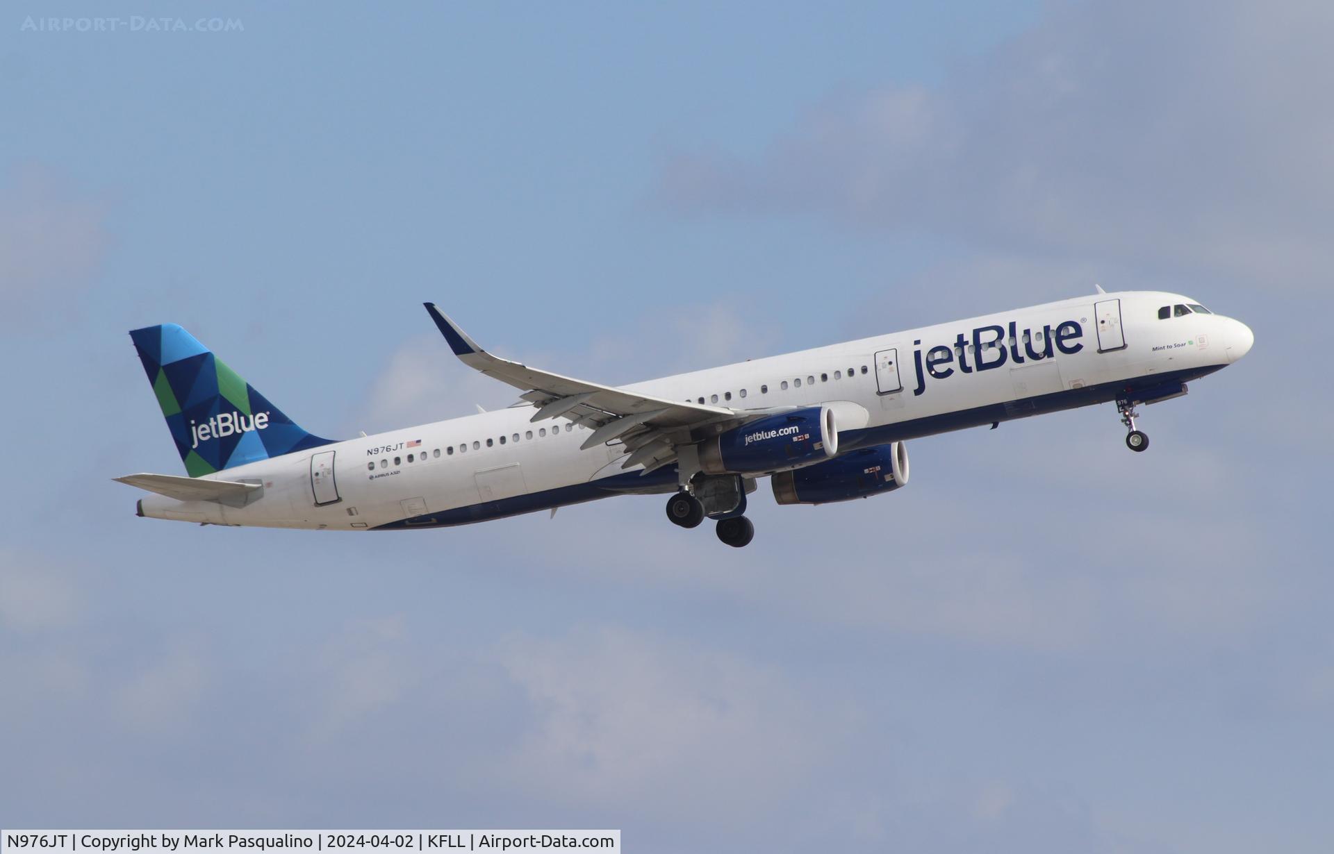 N976JT, 2017 Airbus A321-231 C/N 7529, Airbus A321-231
