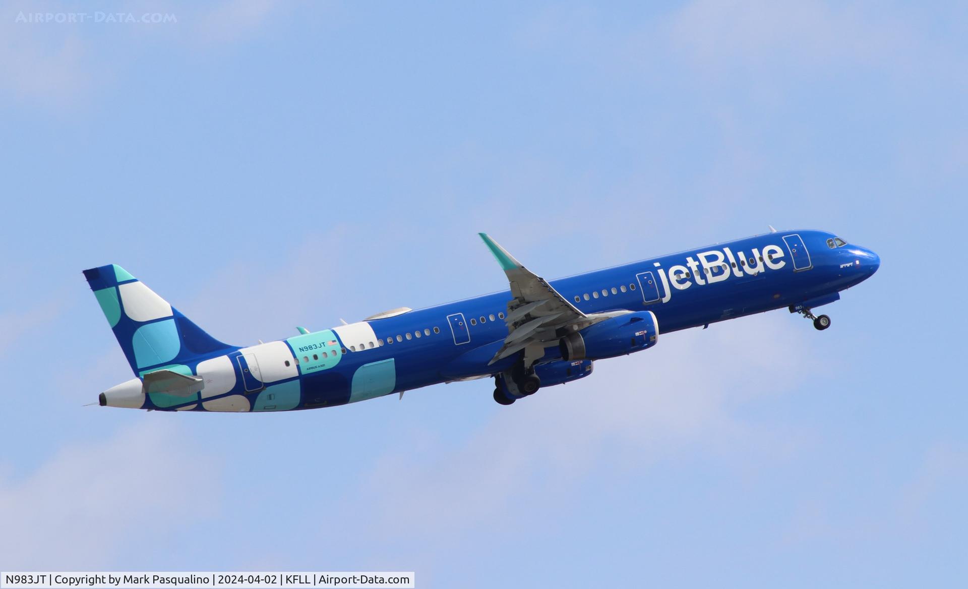 N983JT, 2017 Airbus A321-231 C/N 7739, Airbus A321-231