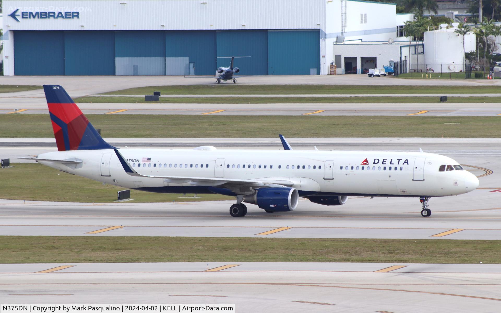 N375DN, 2019 Airbus A321-211 C/N 8812, Airbus A321-211